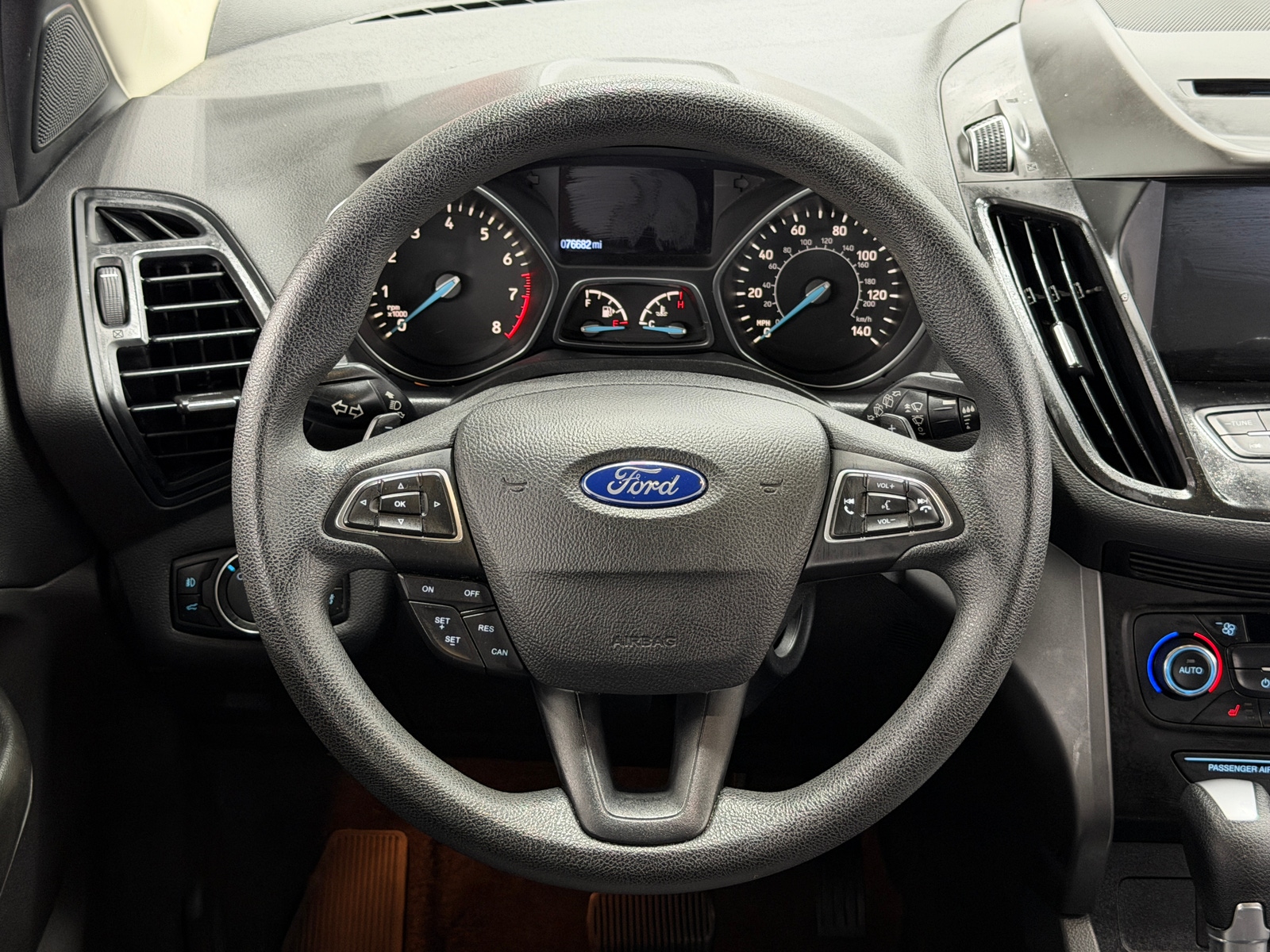 Thumbnail: 2017 Ford Escape - 5