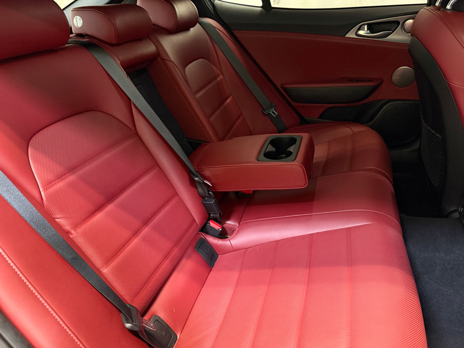 Thumbnail: 2020 Kia Stinger - 5