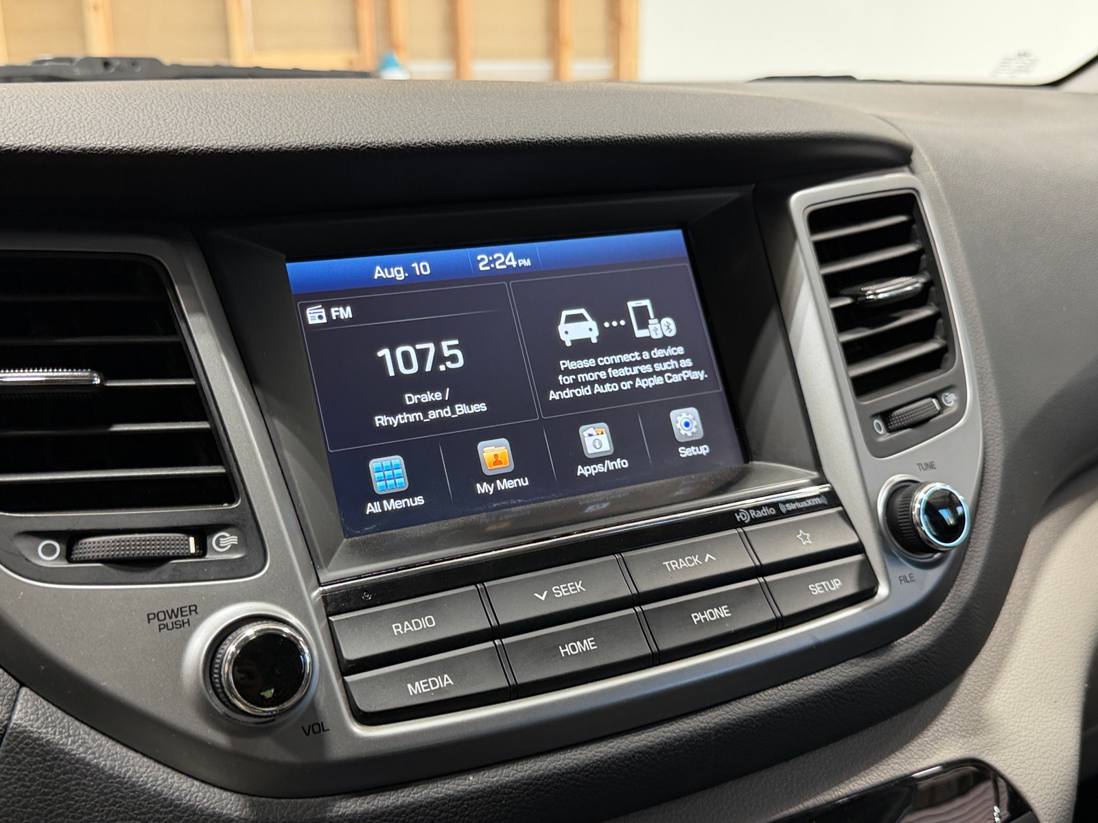 Thumbnail: 2018 Hyundai Tucson - 4