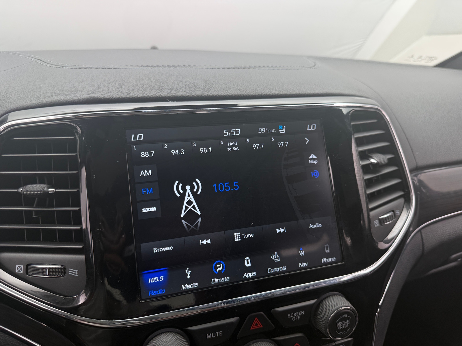 Thumbnail: 2019 Jeep Grand Cherokee - 3