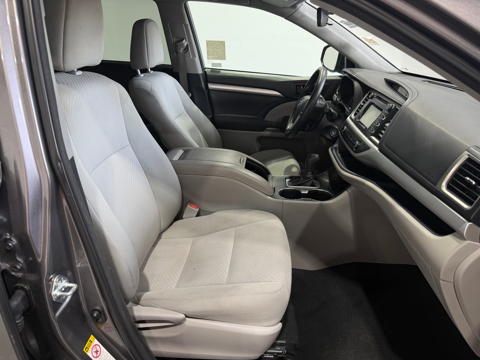 Thumbnail: 2017 Toyota Highlander - 2