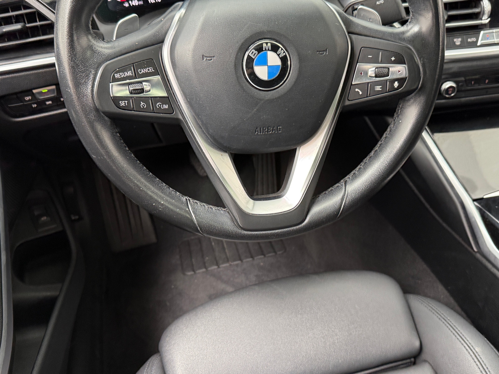 Thumbnail: 2019 BMW 3 Series - 4