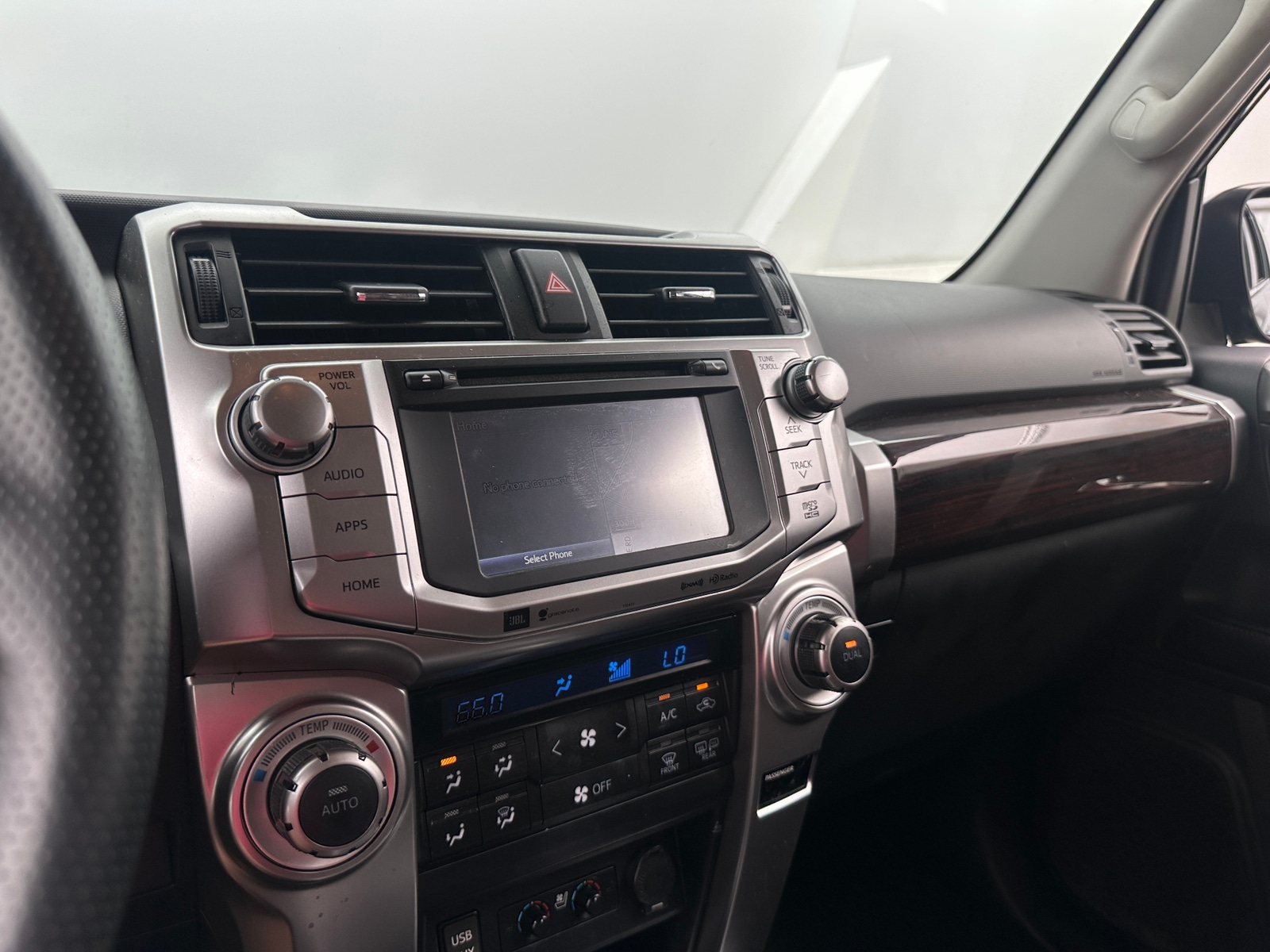 Thumbnail: 2019 Toyota 4Runner - 3