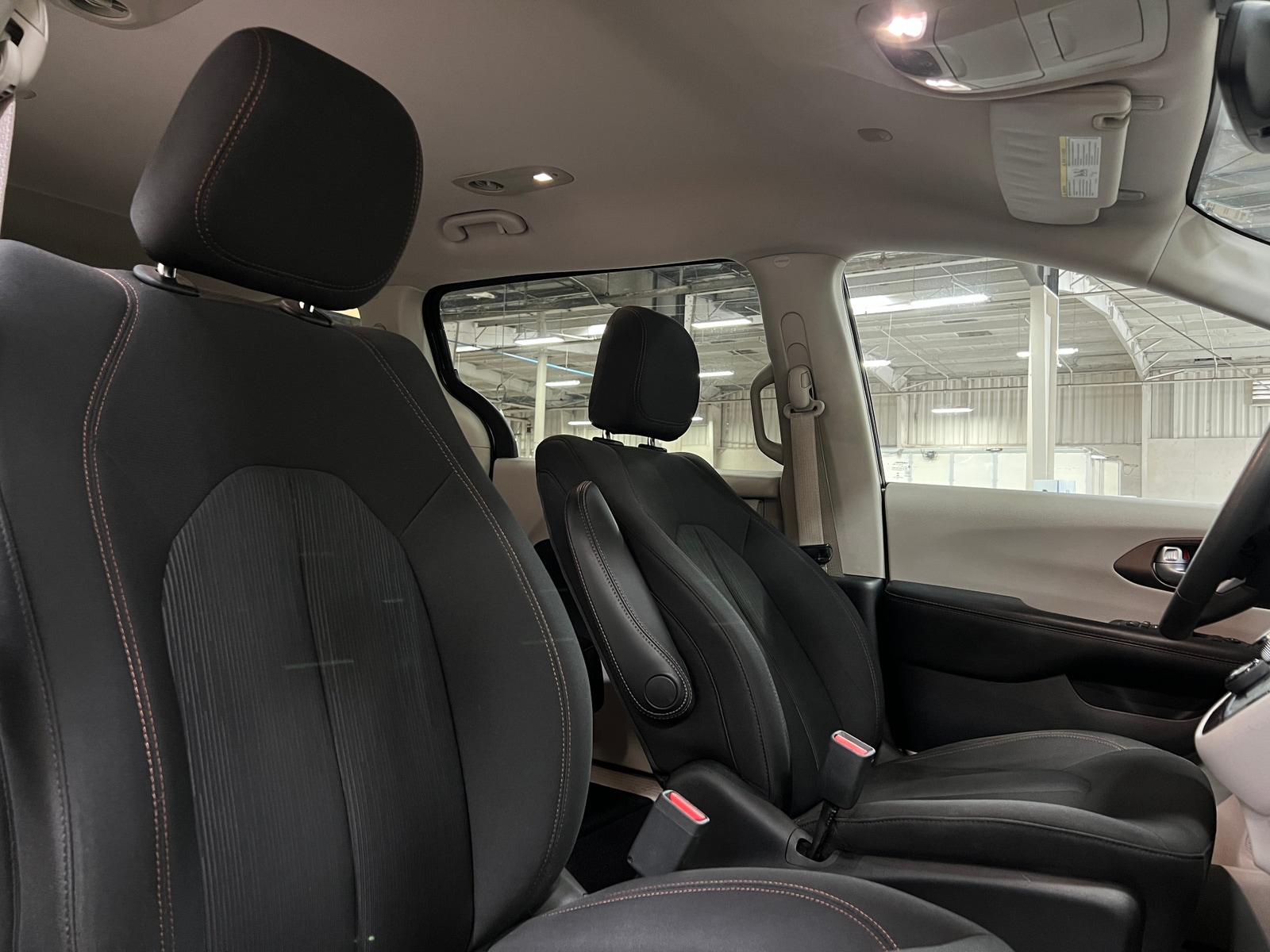 Thumbnail: 2017 Chrysler Pacifica - 2
