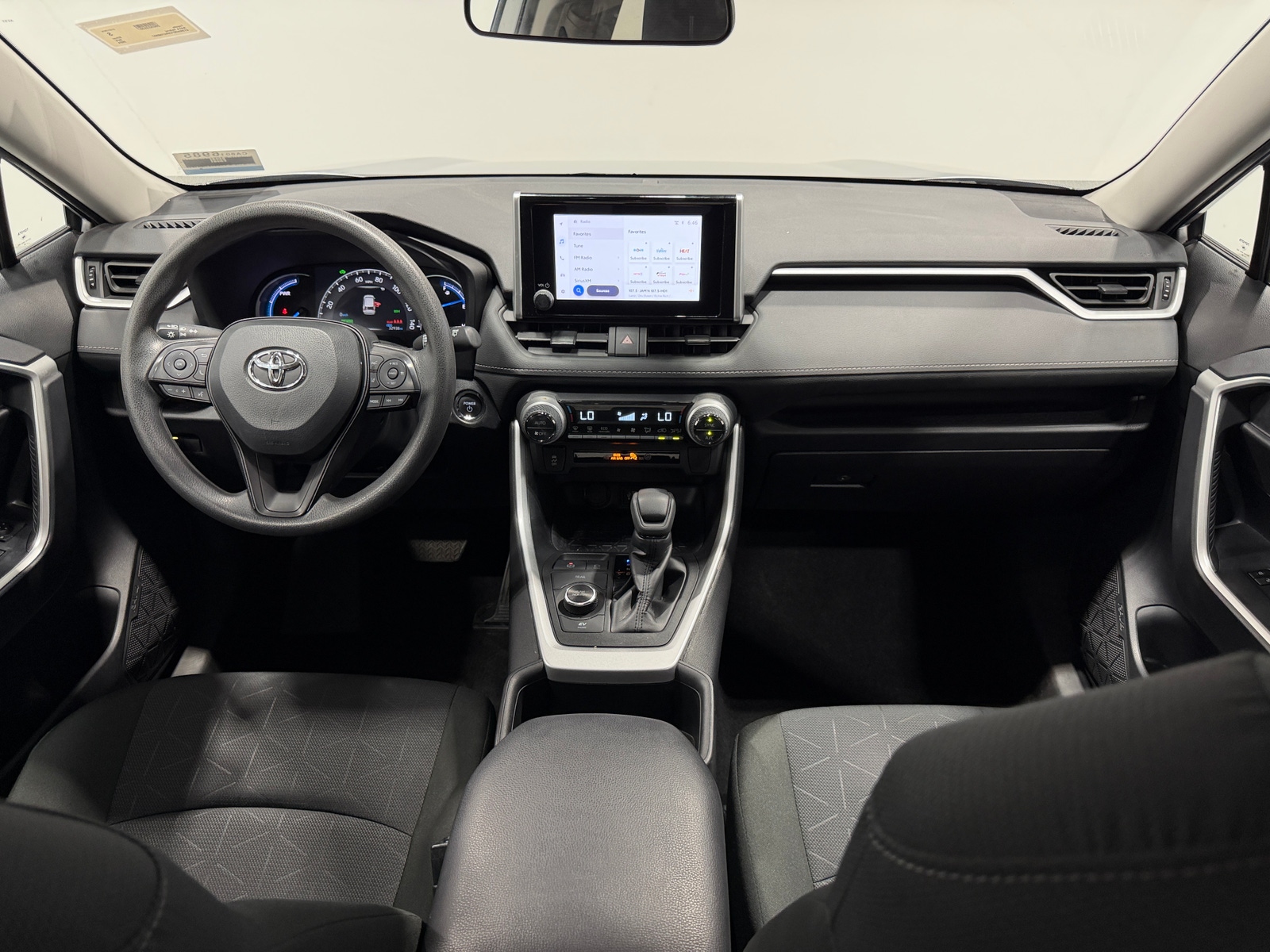 Thumbnail: 2024 Toyota RAV4 - 3