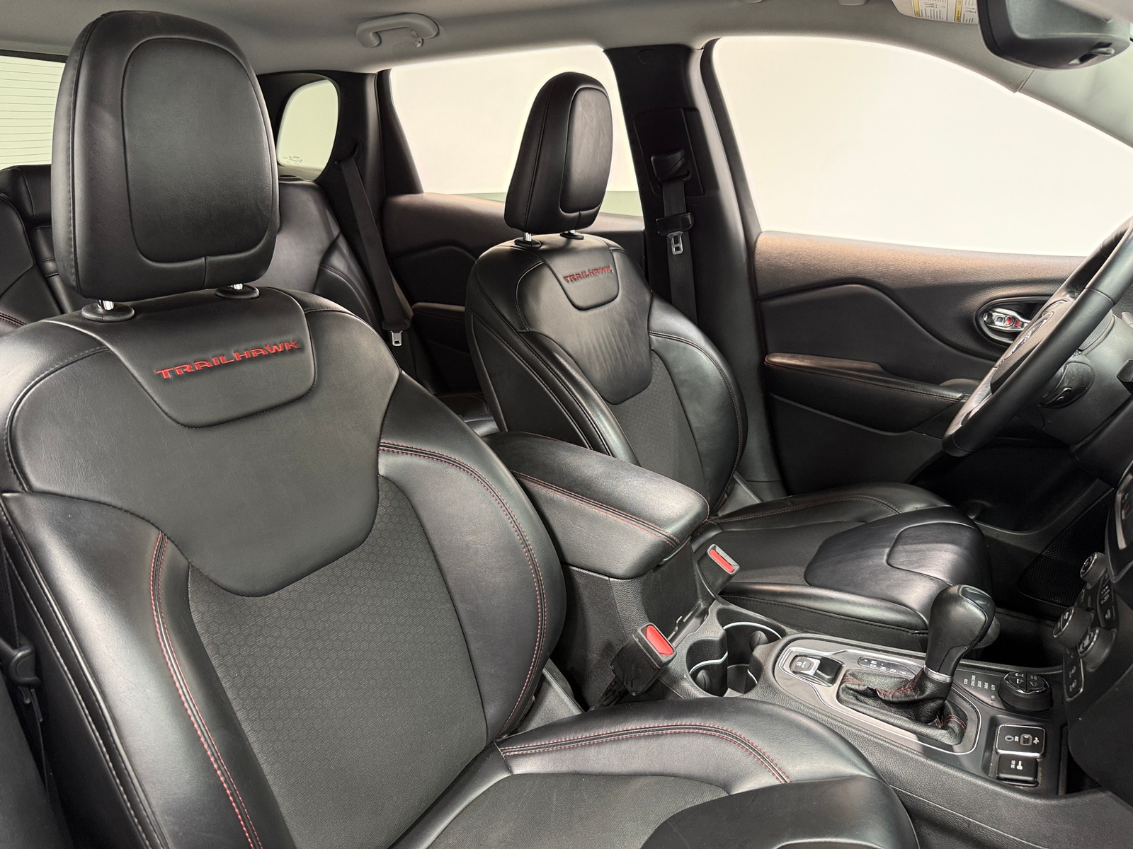 Thumbnail: 2019 Jeep Cherokee - 2