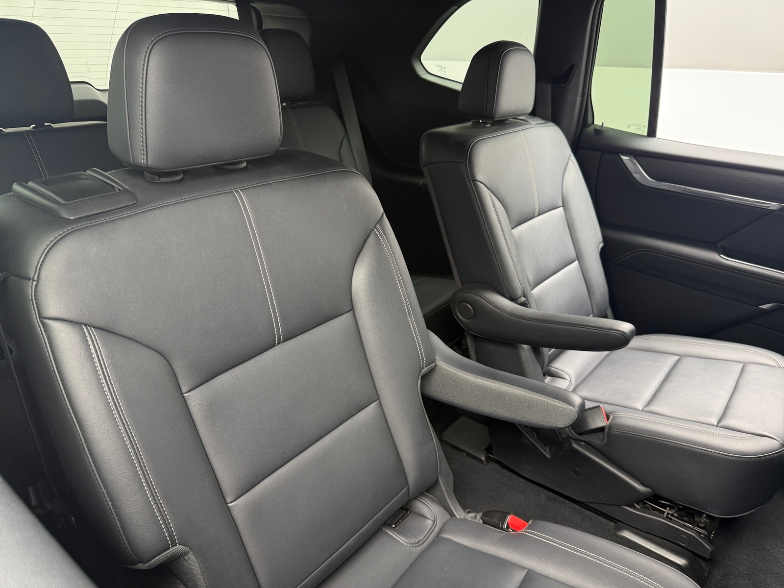 Thumbnail: 2024 GMC Acadia - 5