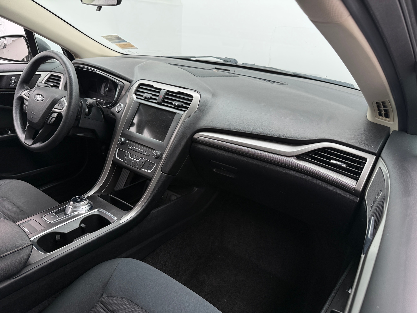 Thumbnail: 2017 Ford Fusion - 3