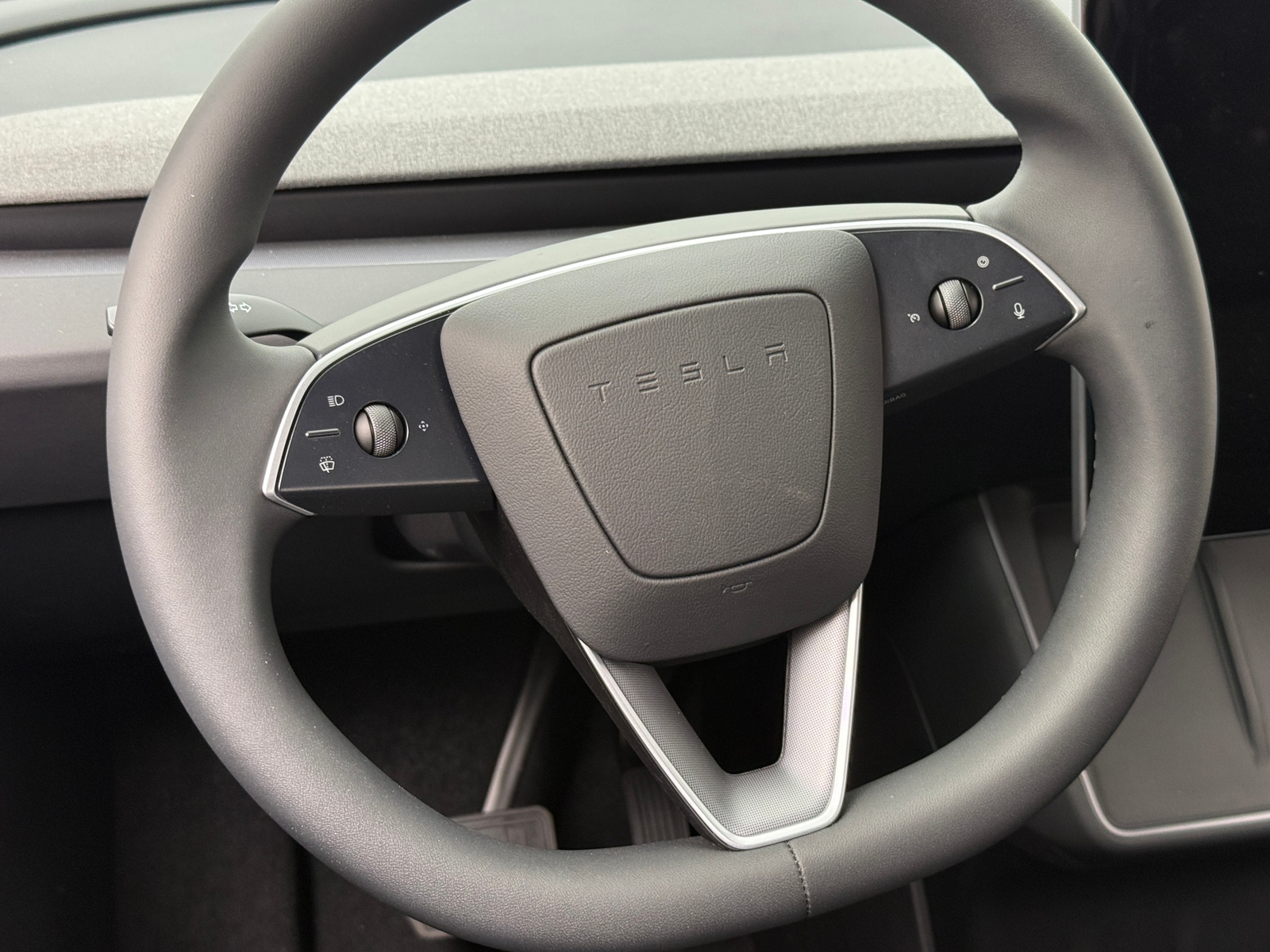 Thumbnail: 2026 Tesla Model Y - 5