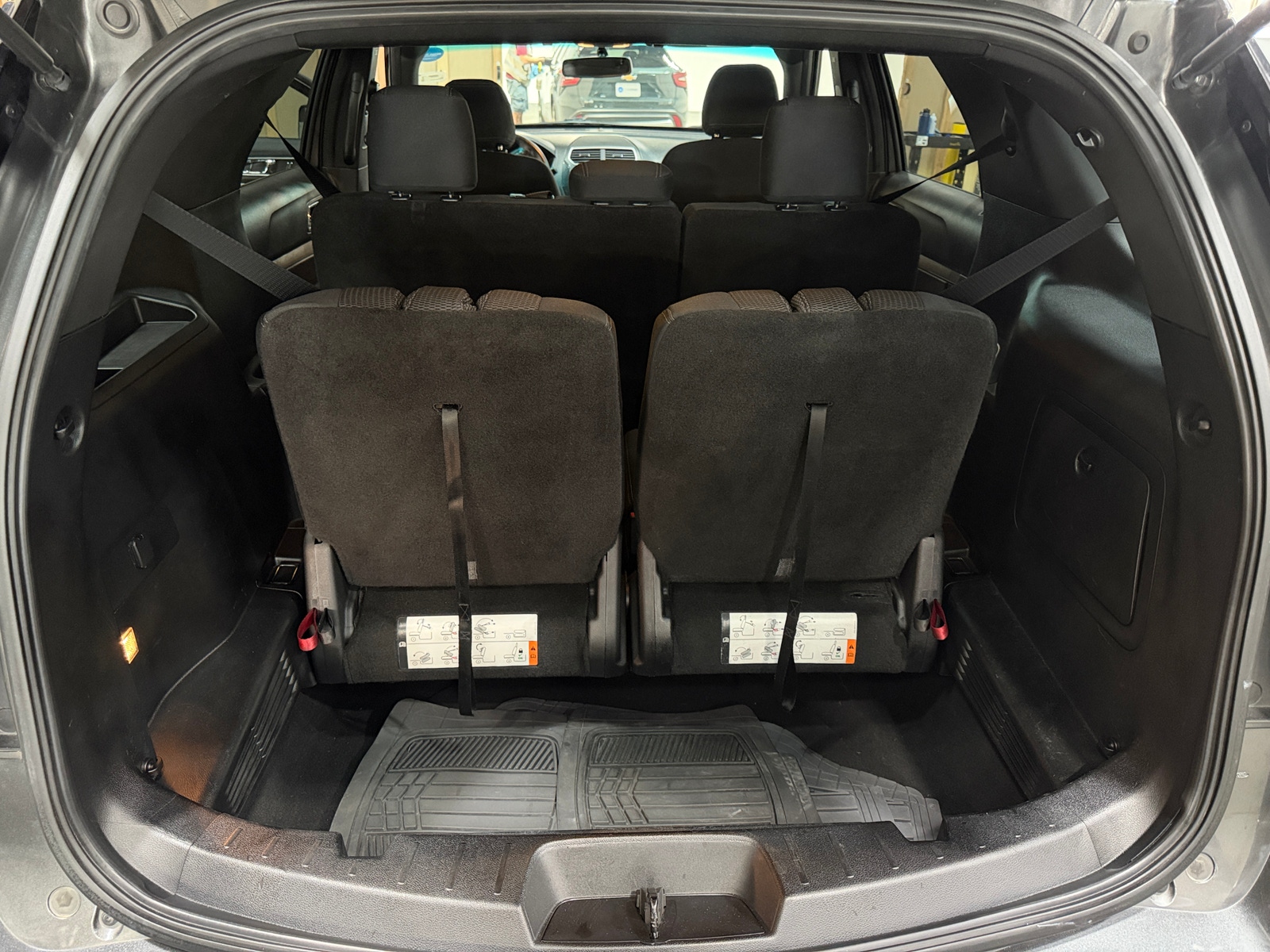 Thumbnail: 2016 Ford Explorer - 7