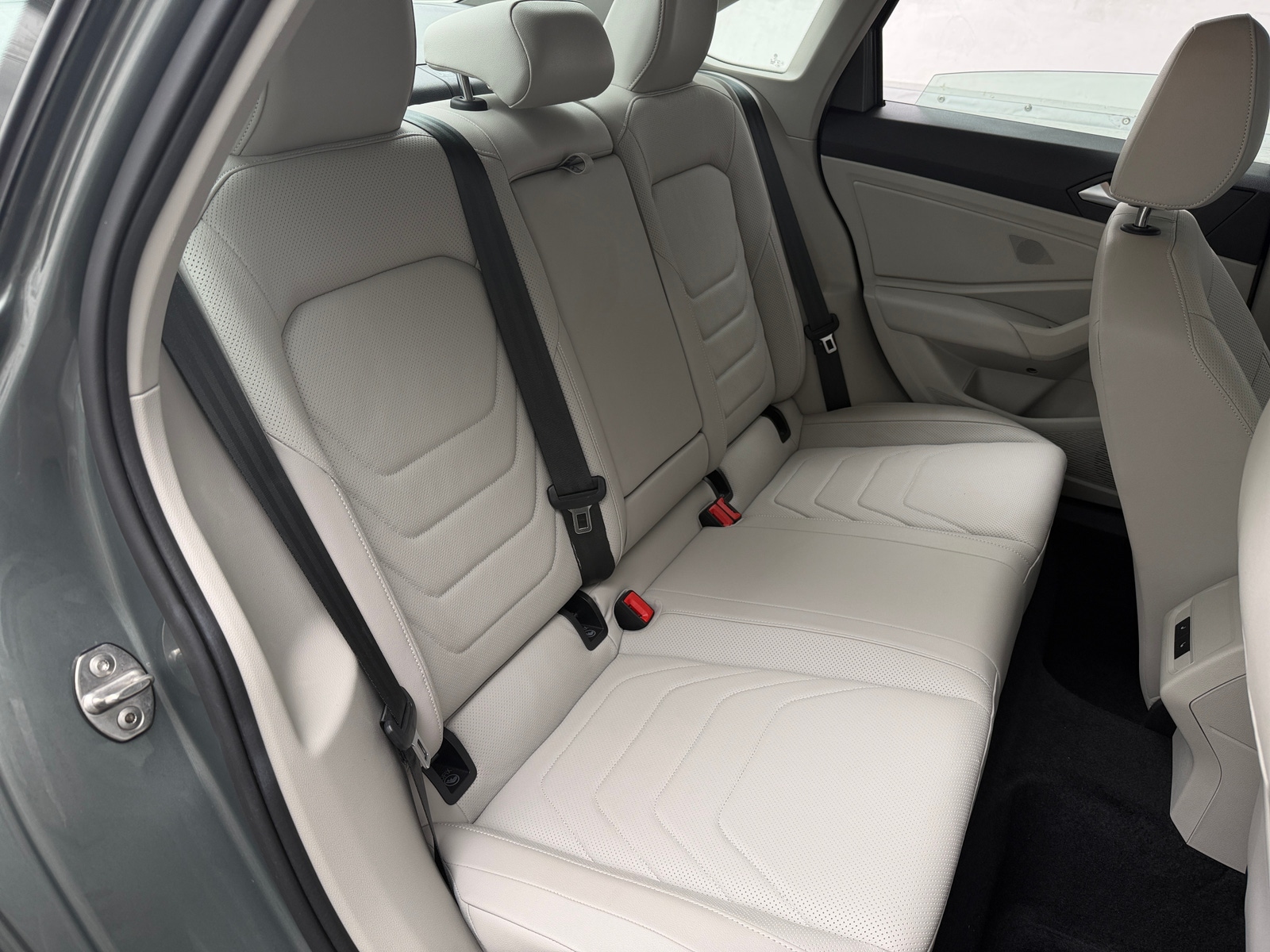 Thumbnail: 2019 Volkswagen Jetta - 5
