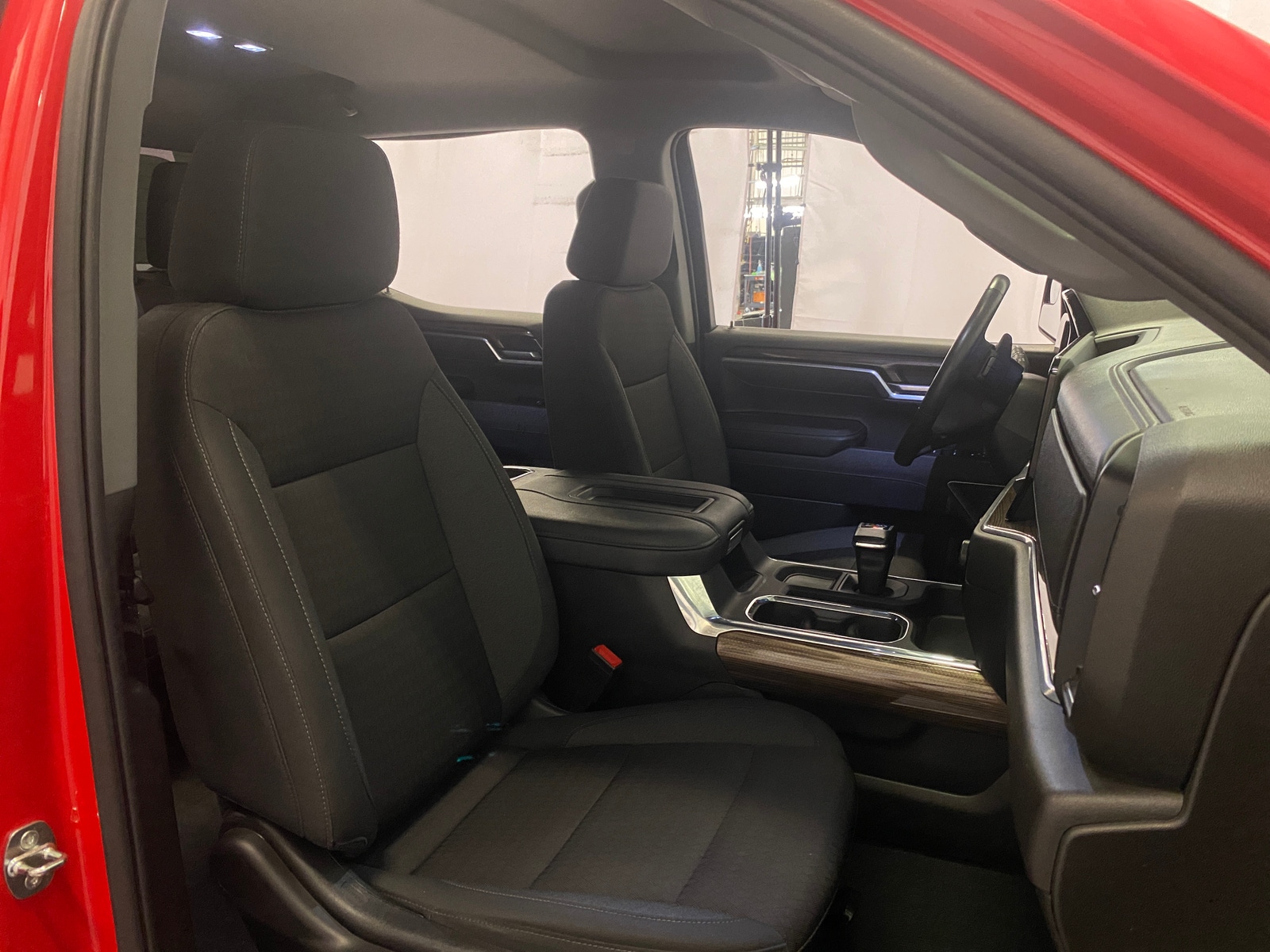 Thumbnail: 2022 Chevrolet Silverado 1500 - 2