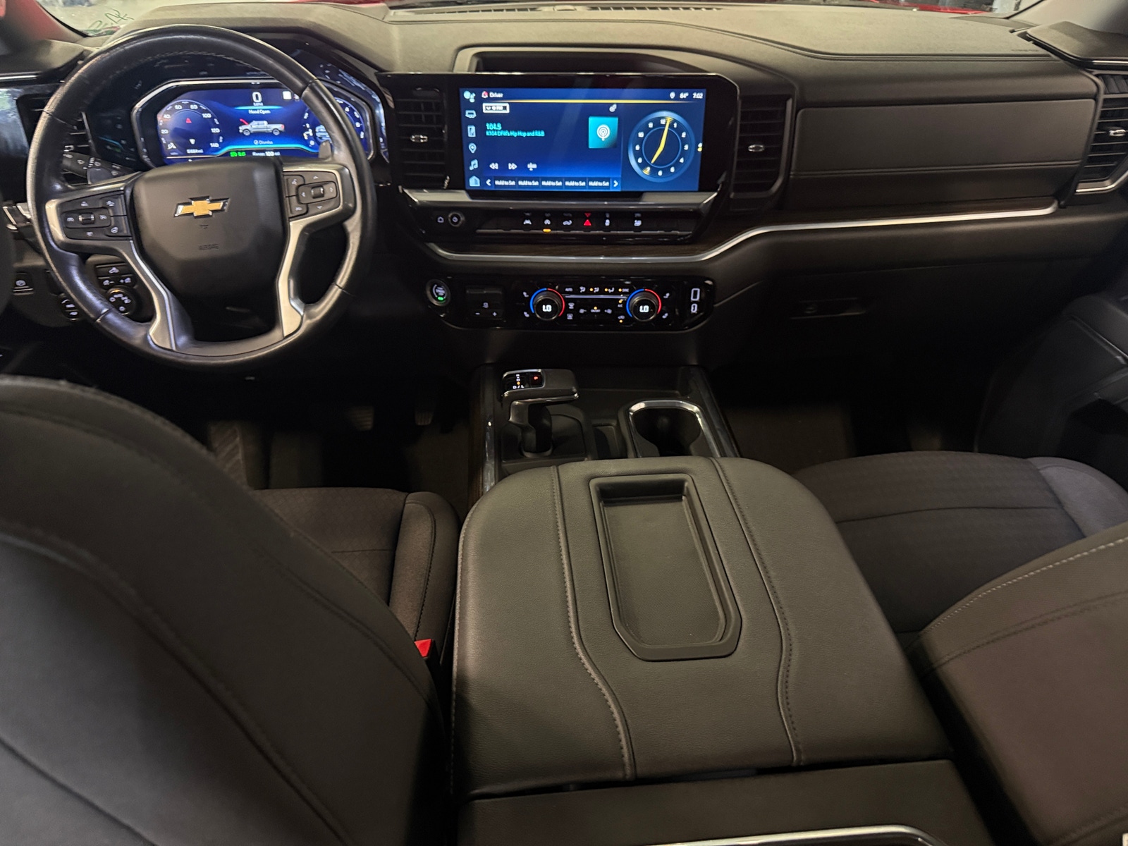 Thumbnail: 2022 Chevrolet Silverado 1500 - 3