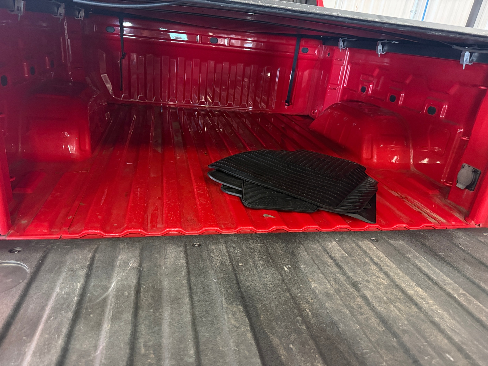 Thumbnail: 2022 Chevrolet Silverado 1500 - 7