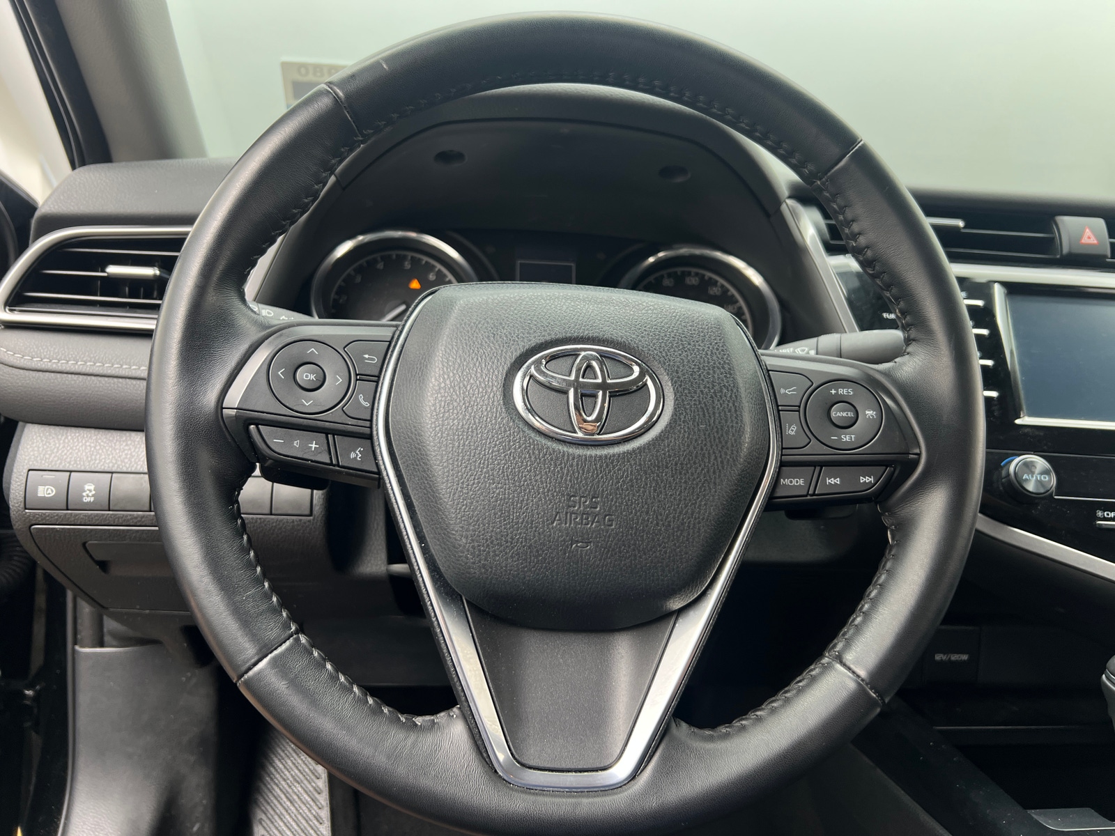 Thumbnail: 2019 Toyota Camry - 5