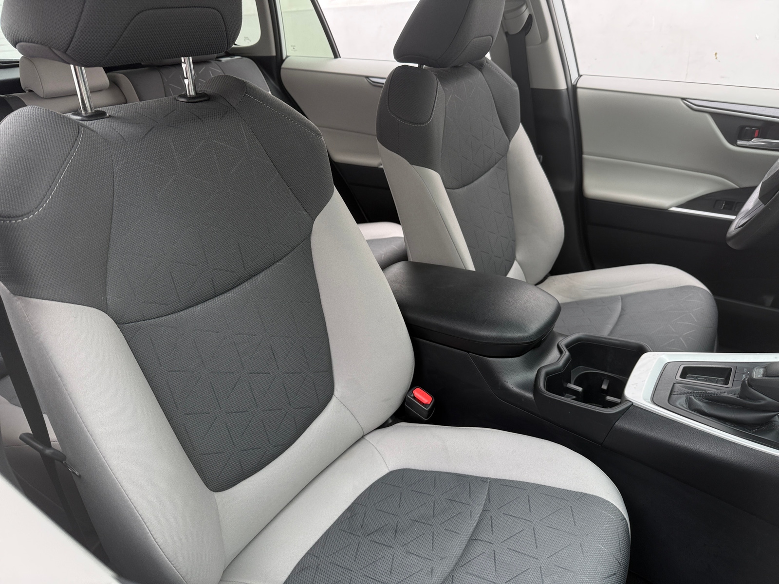 Thumbnail: 2024 Toyota RAV4 - 2