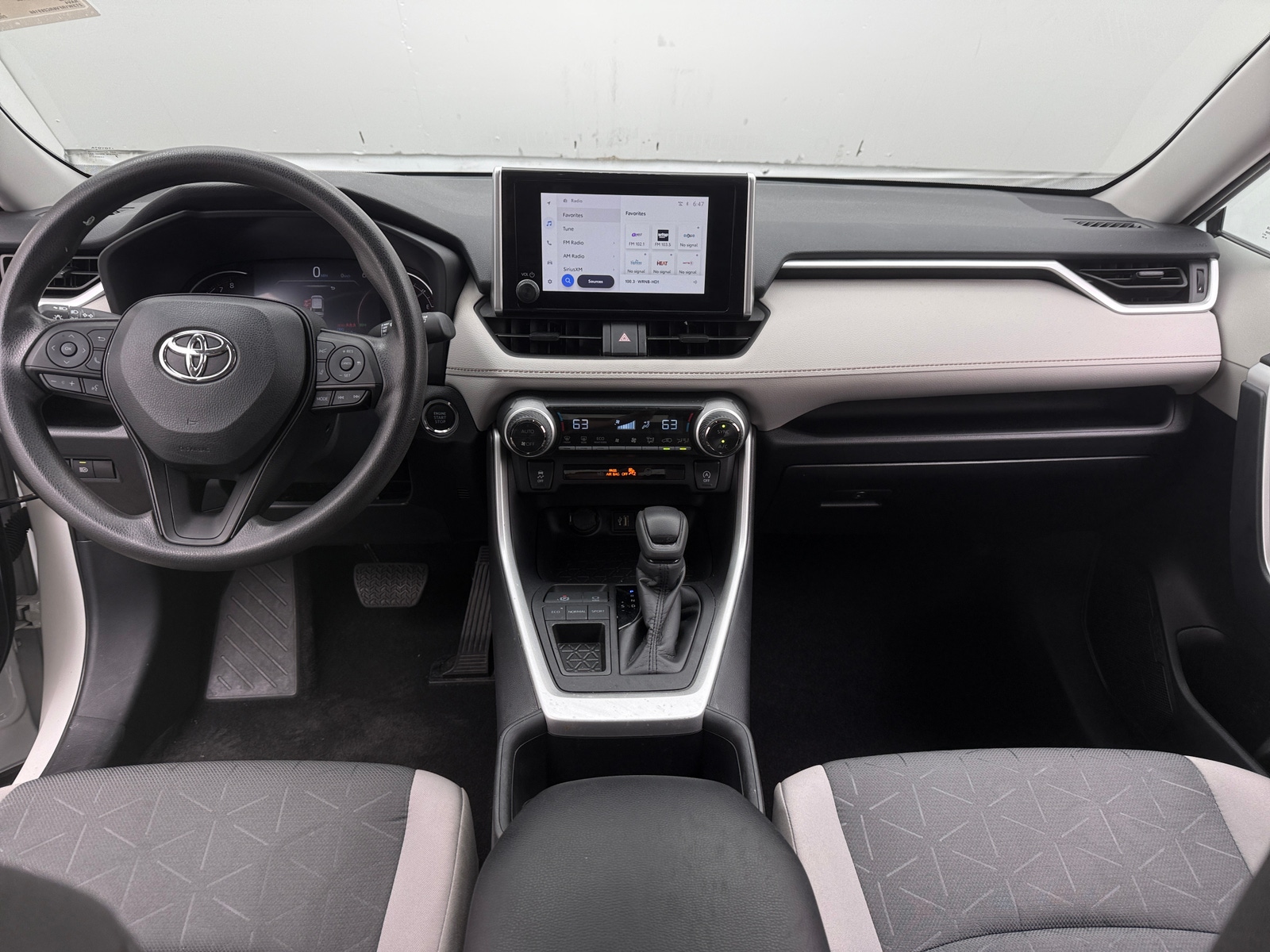 Thumbnail: 2024 Toyota RAV4 - 3