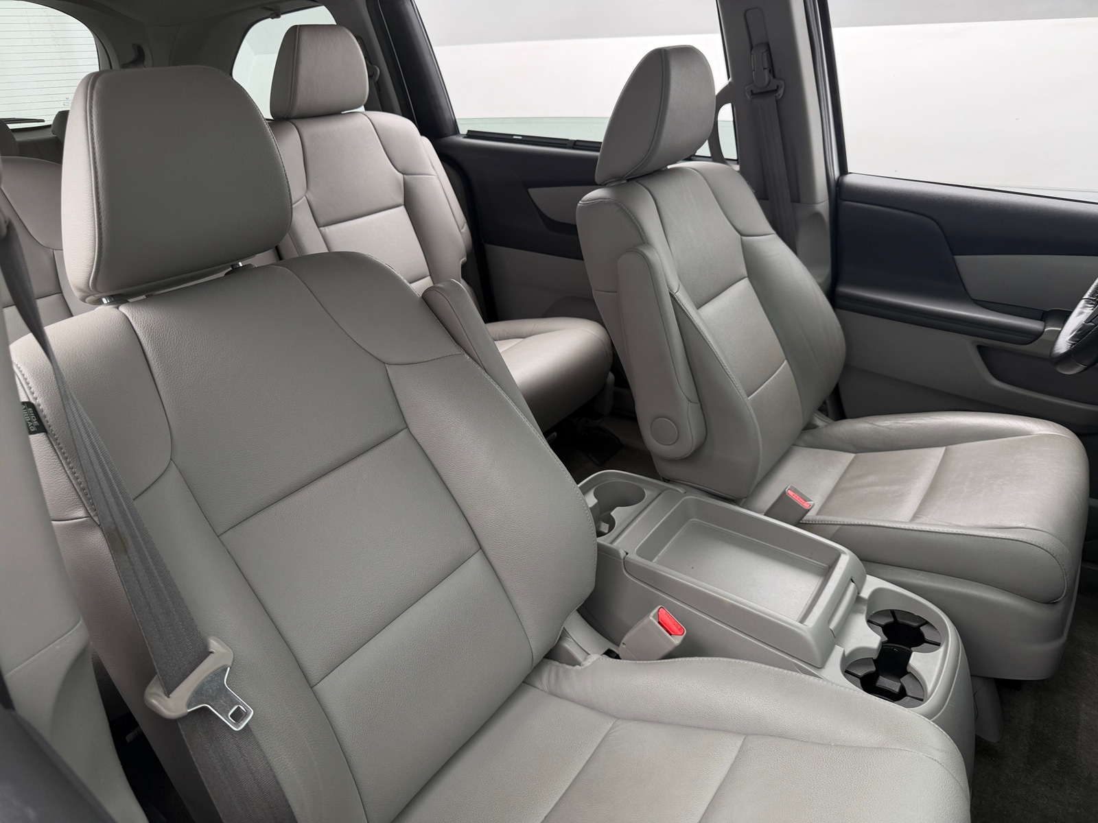 Thumbnail: 2014 Honda Odyssey - 2