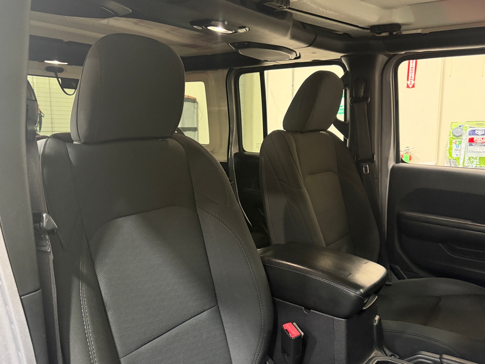 Thumbnail: 2018 Jeep Wrangler - 2