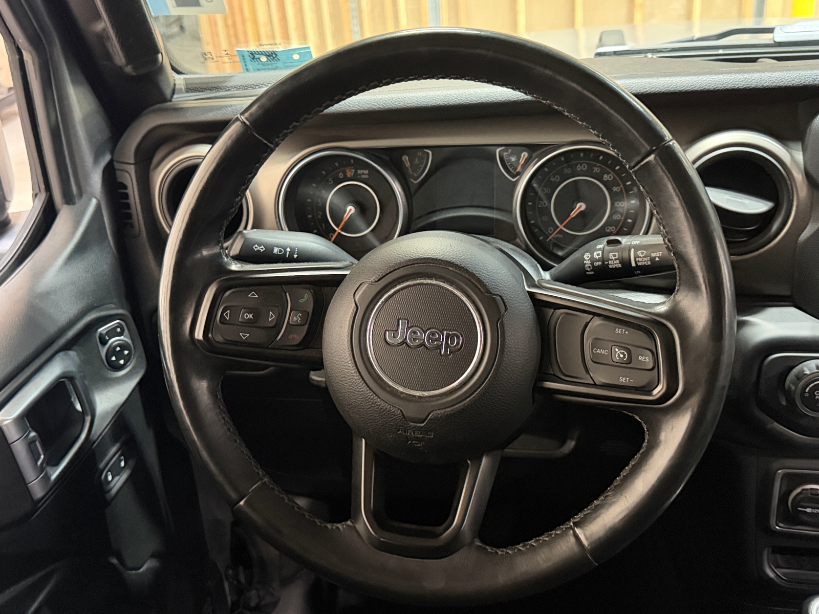 Thumbnail: 2018 Jeep Wrangler - 5