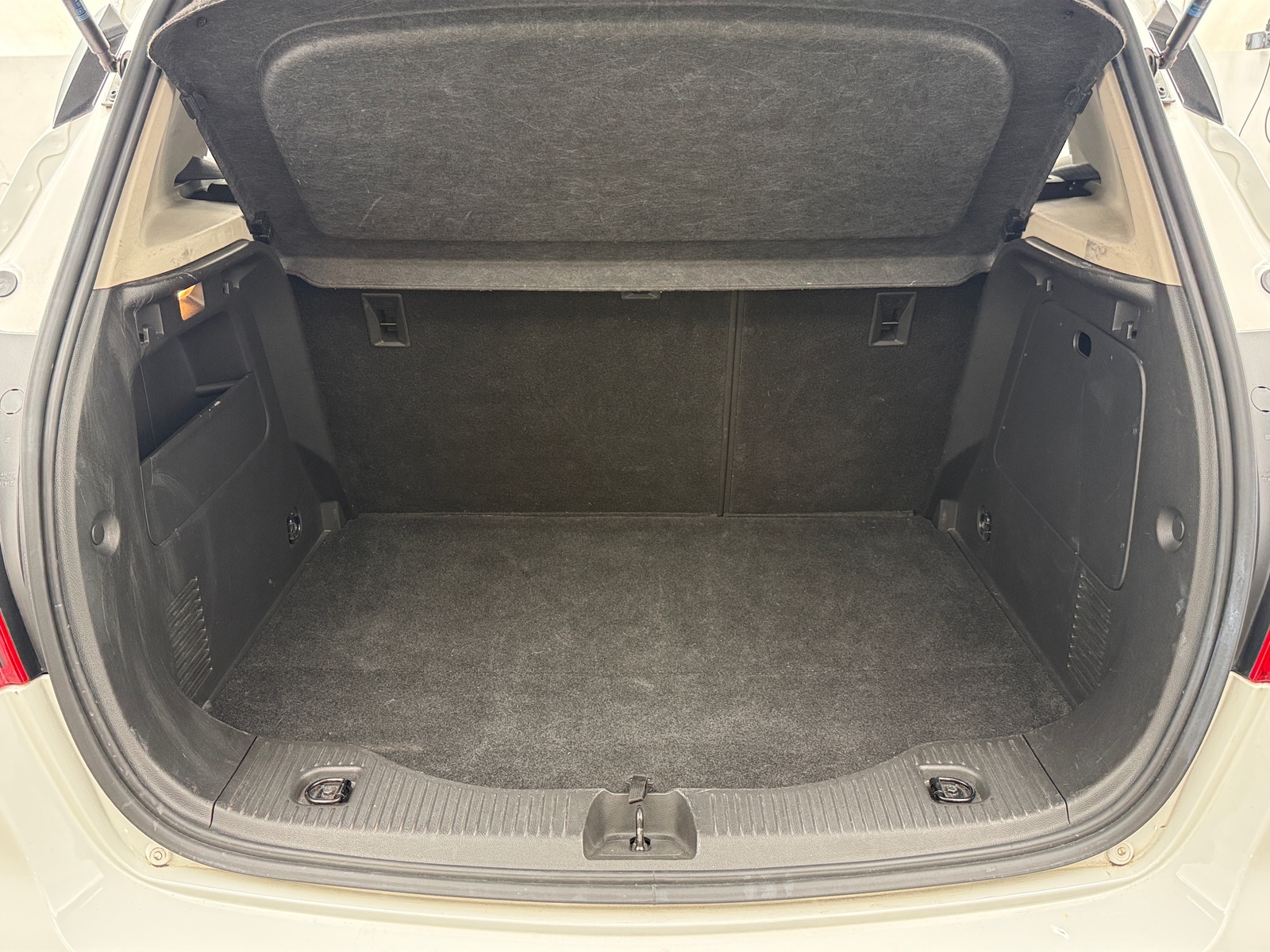 Thumbnail: 2019 Buick Encore - 6