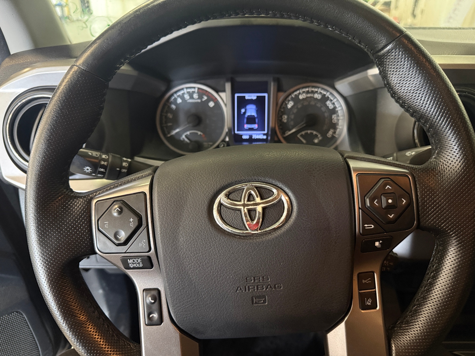 Thumbnail: 2019 Toyota Tacoma - 5