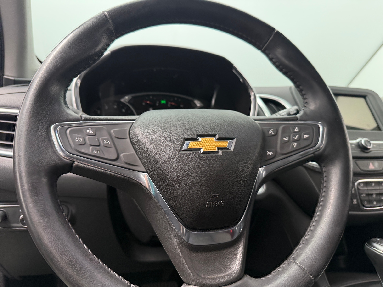 Thumbnail: 2019 Chevrolet Equinox - 5