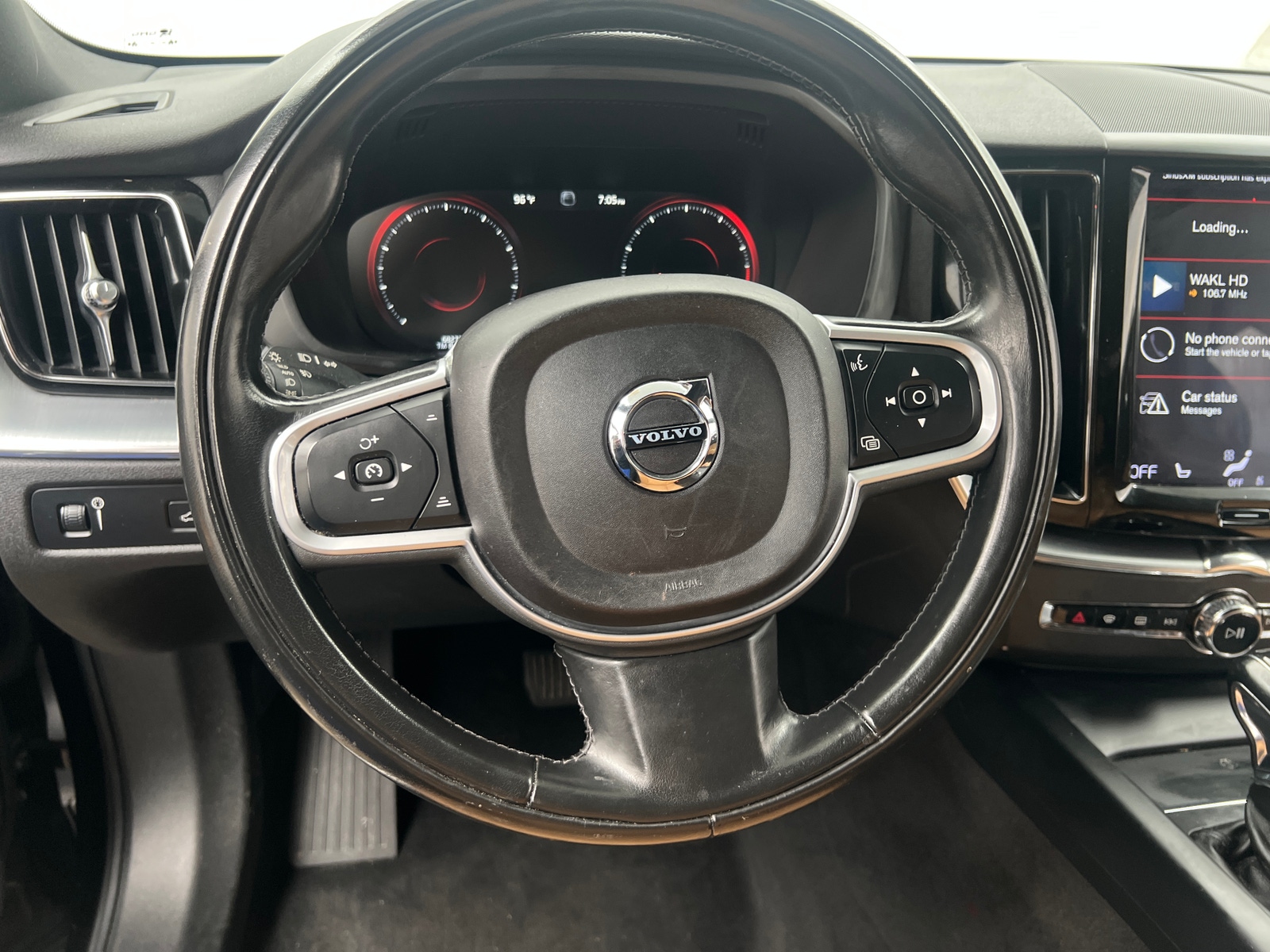 Thumbnail: 2018 Volvo XC60 - 4