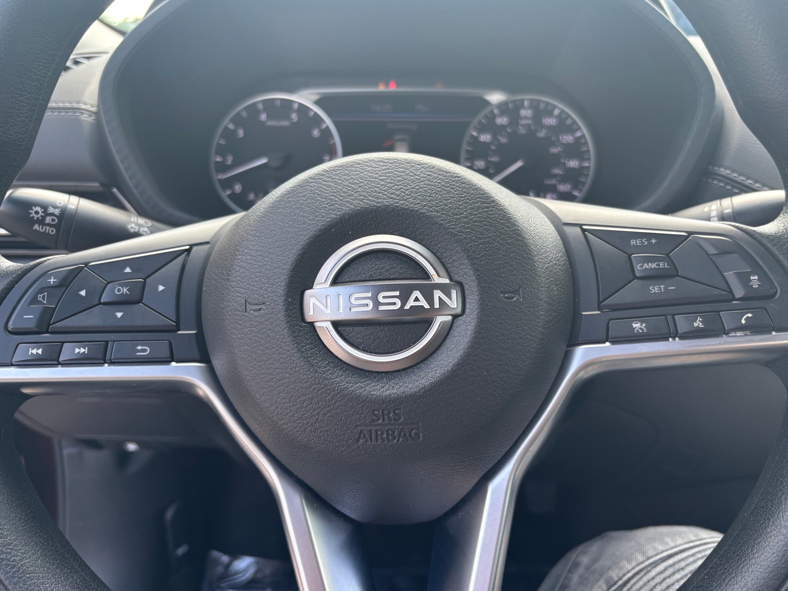 Thumbnail: 2025 Nissan Sentra - 5