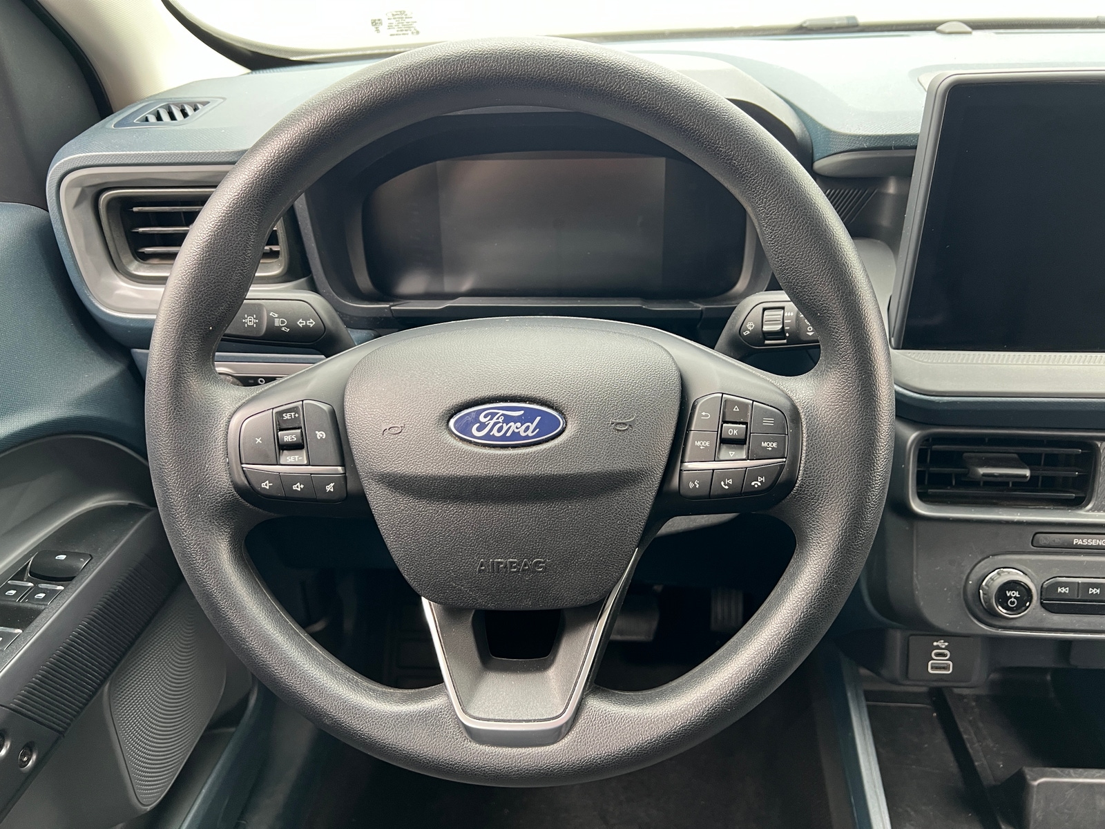 Thumbnail: 2025 Ford Maverick - 5