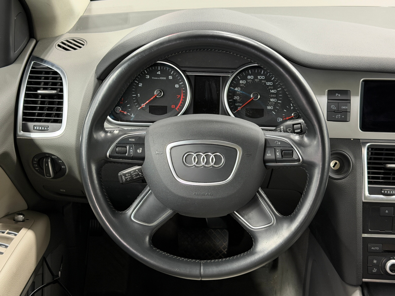 Thumbnail: 2015 Audi Q7 - 4