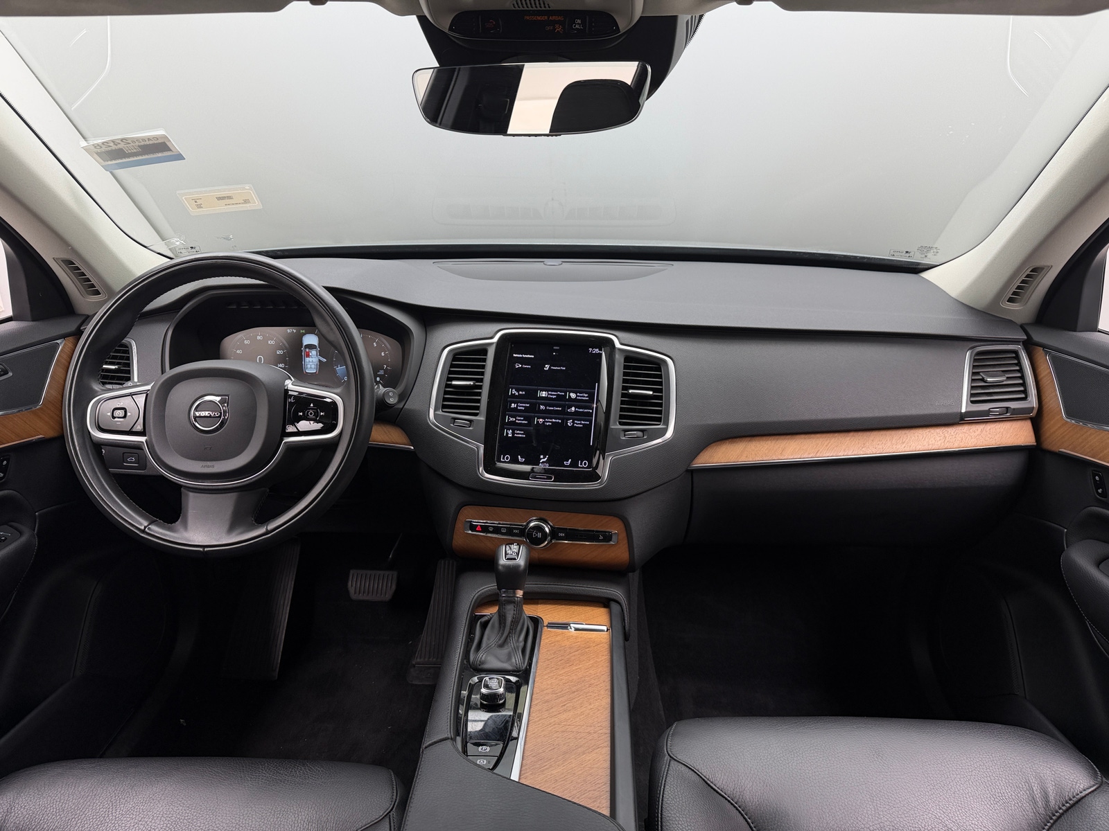Thumbnail: 2022 Volvo XC90 - 2
