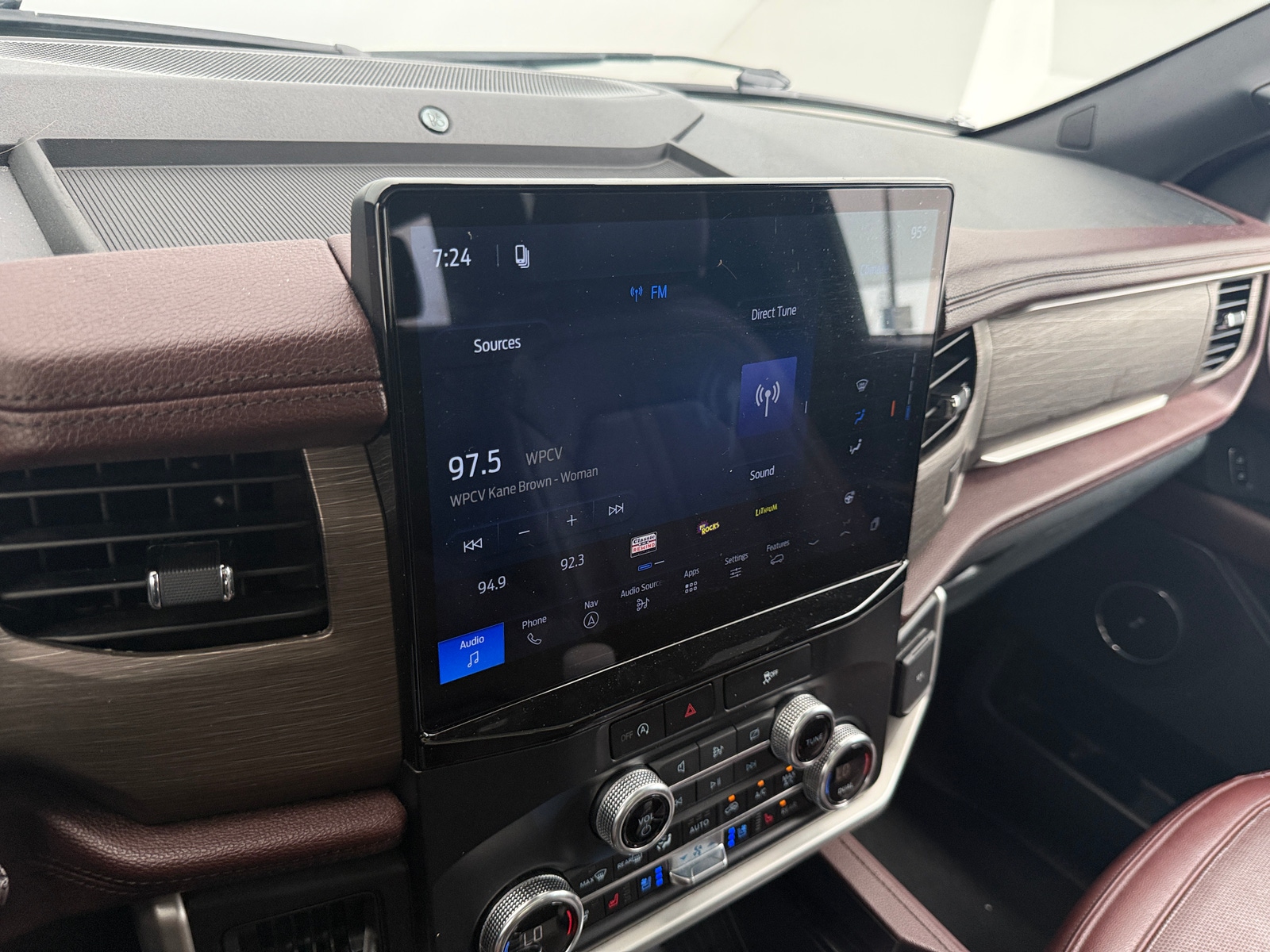 Thumbnail: 2024 Ford Expedition MAX - 3