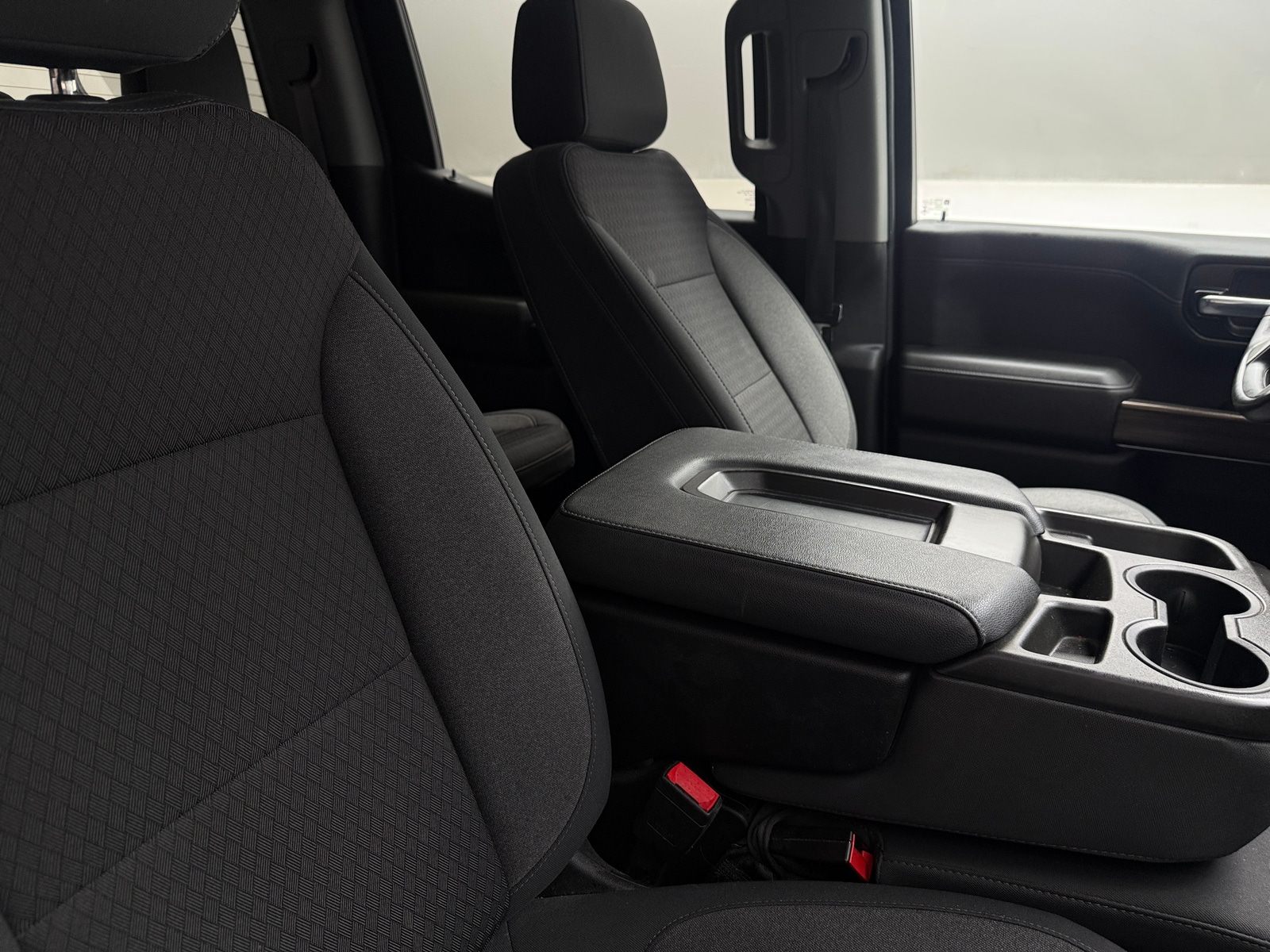 Thumbnail: 2022 Chevrolet Silverado 1500 - 2