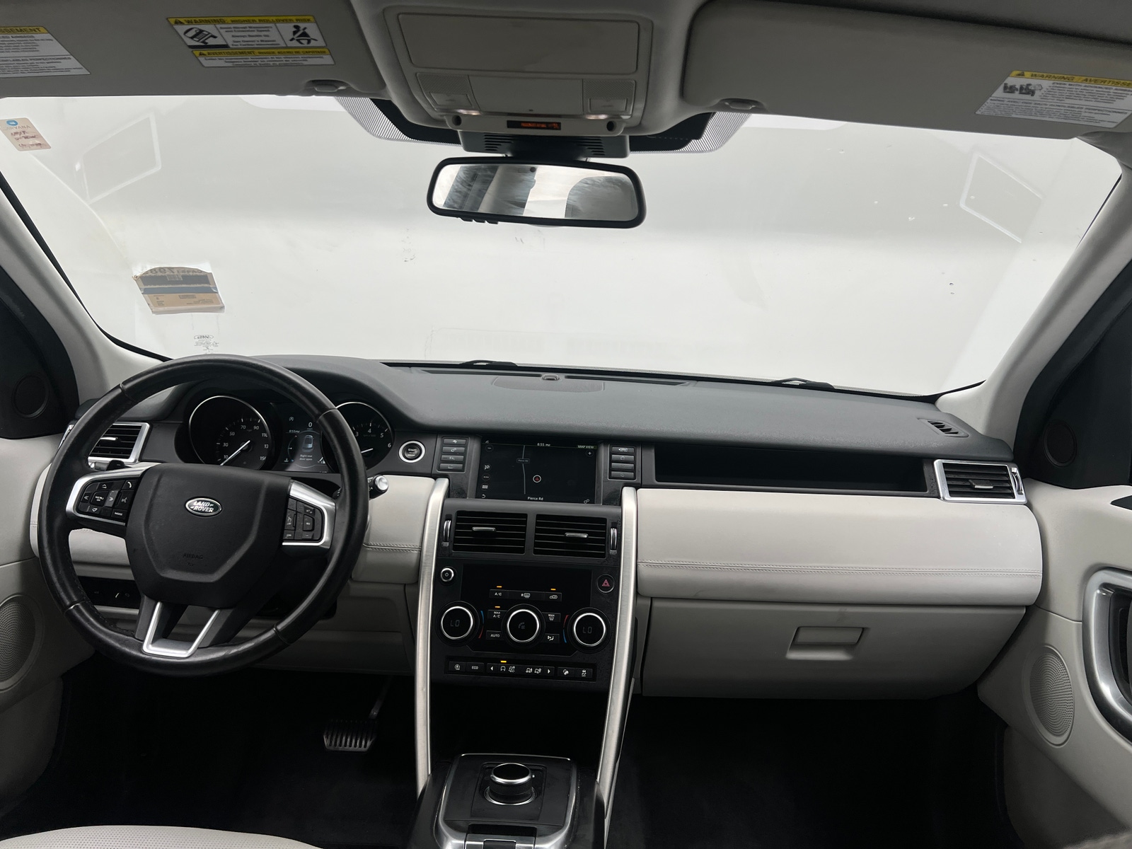 Thumbnail: 2019 Land Rover Discovery Sport - 2