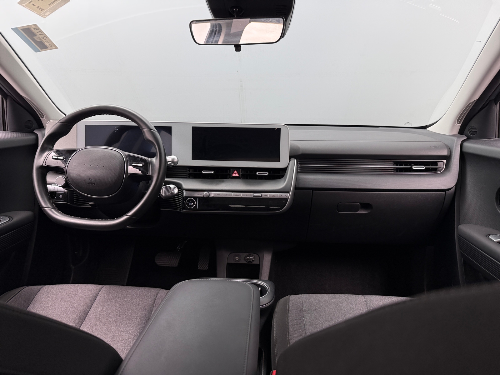Thumbnail: 2024 Hyundai Ioniq 5 - 3