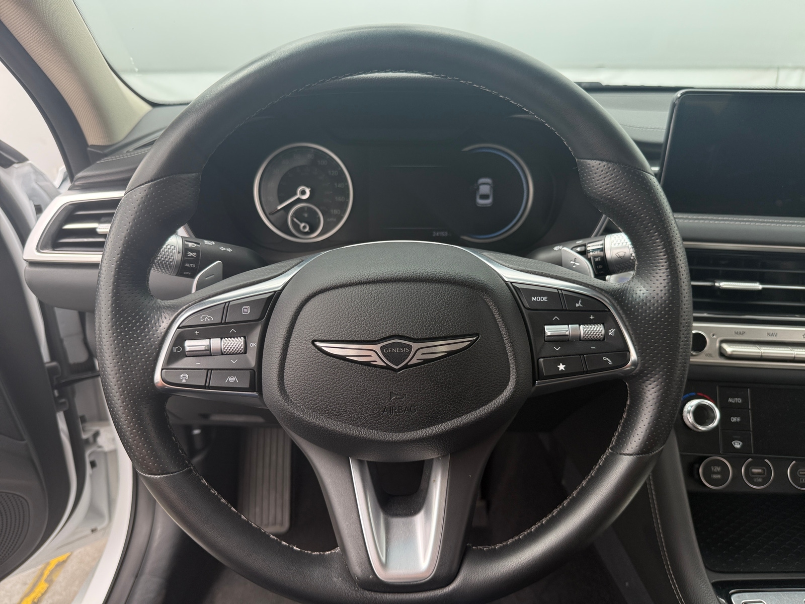 Thumbnail: 2025 Genesis G70 - 4