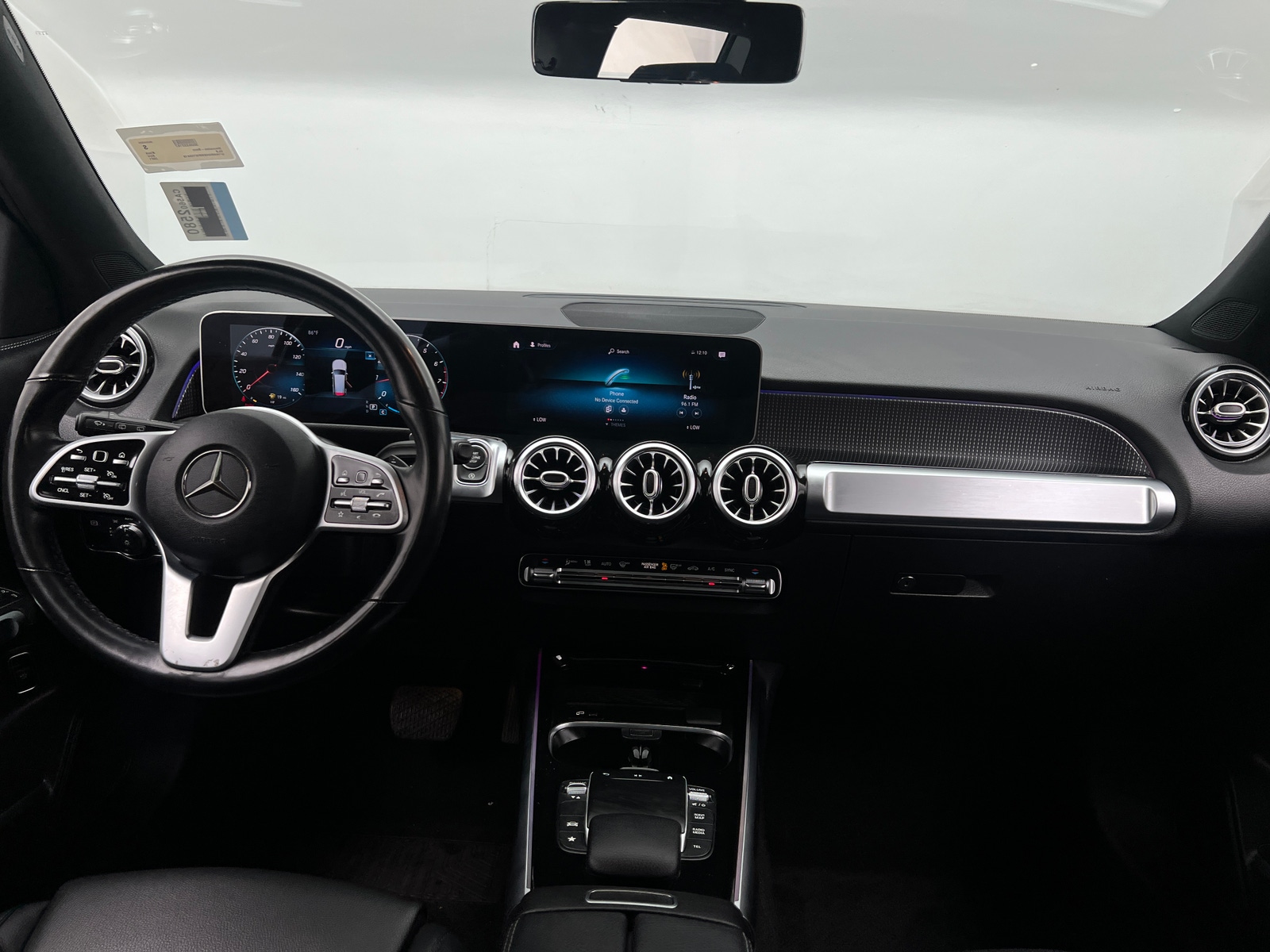 Thumbnail: 2021 Mercedes-Benz GLB - 2
