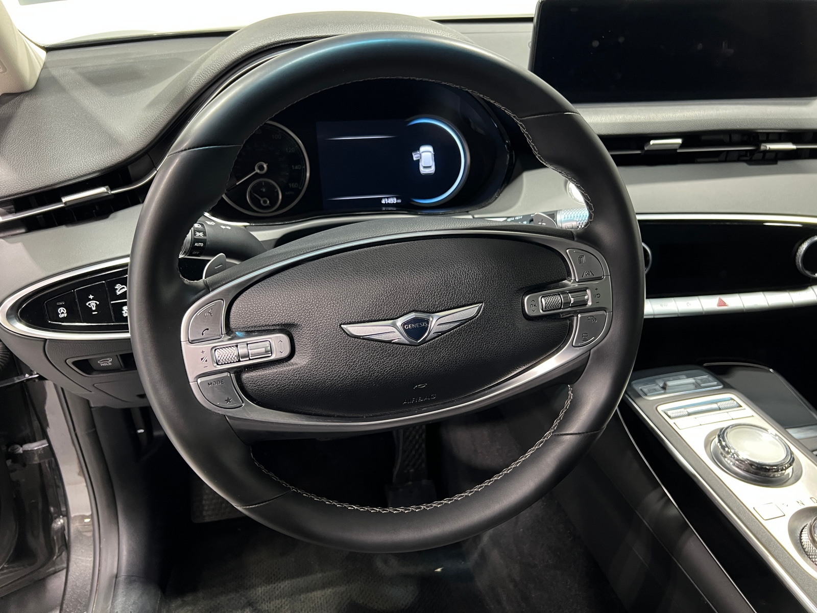 Thumbnail: 2025 Genesis GV70 - 4