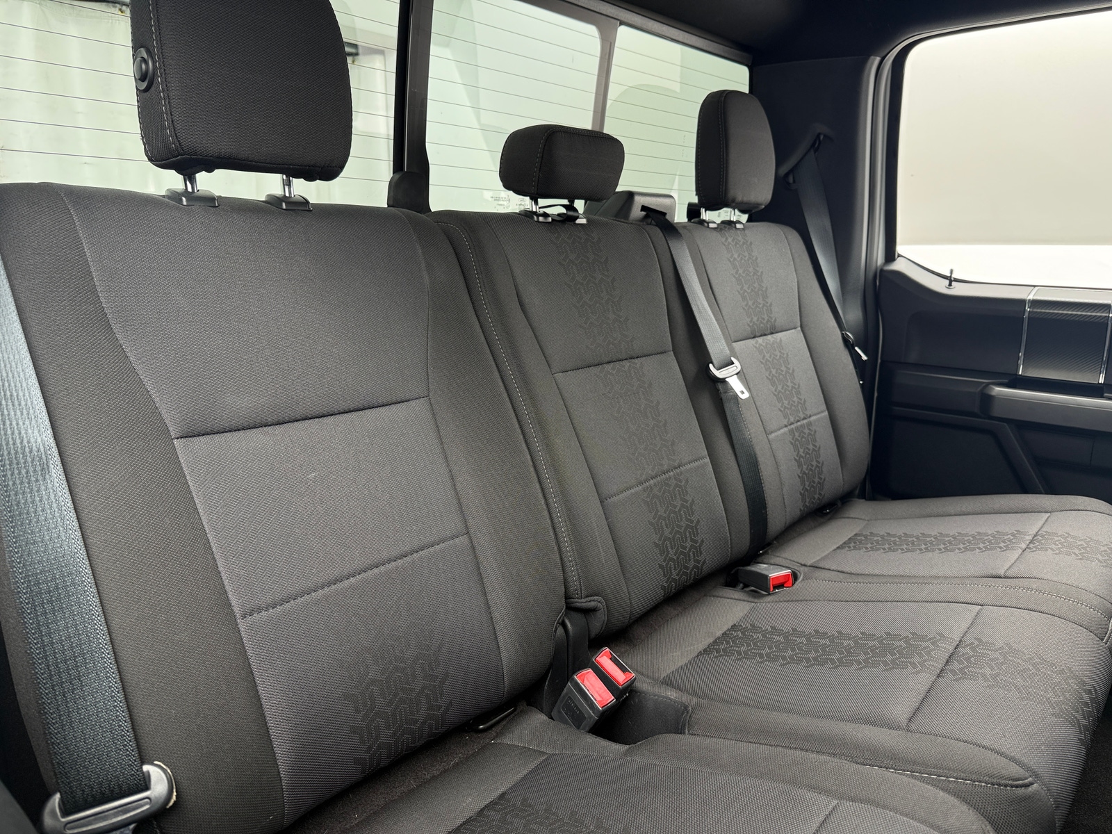 Thumbnail: 2018 Ford Econoline - 6