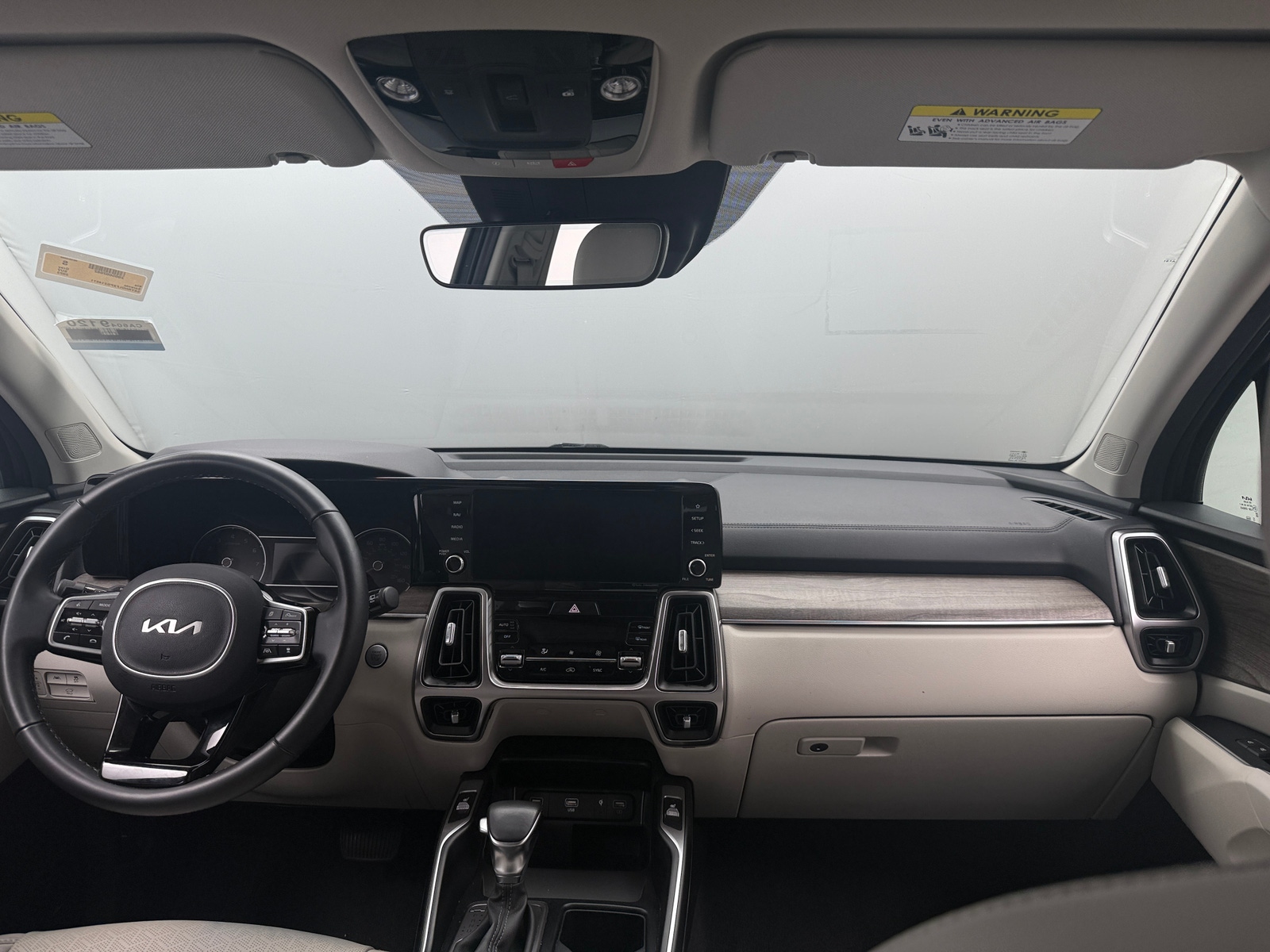 Thumbnail: 2023 Kia Sorento - 2