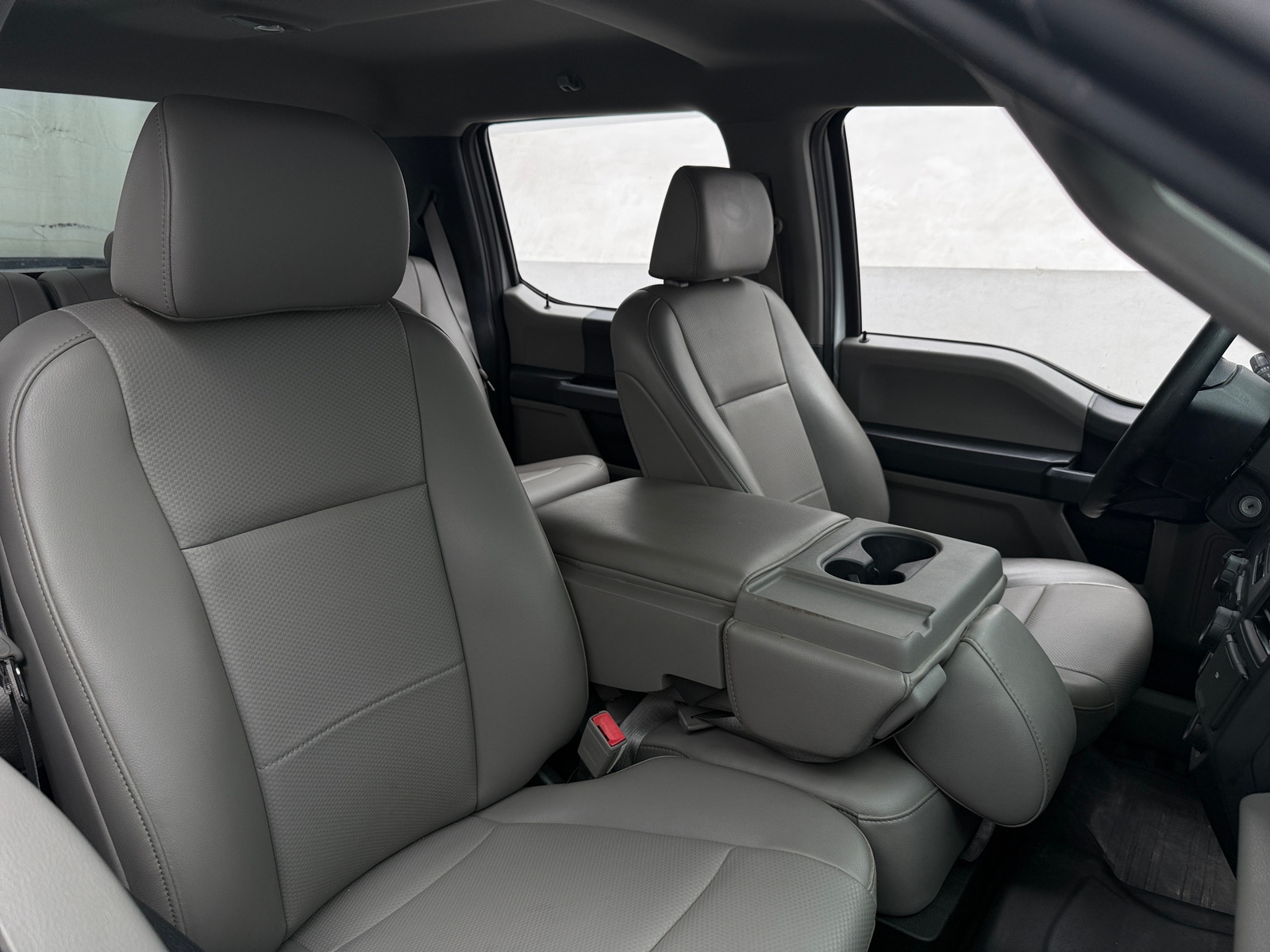 Thumbnail: 2020 Ford Econoline - 2