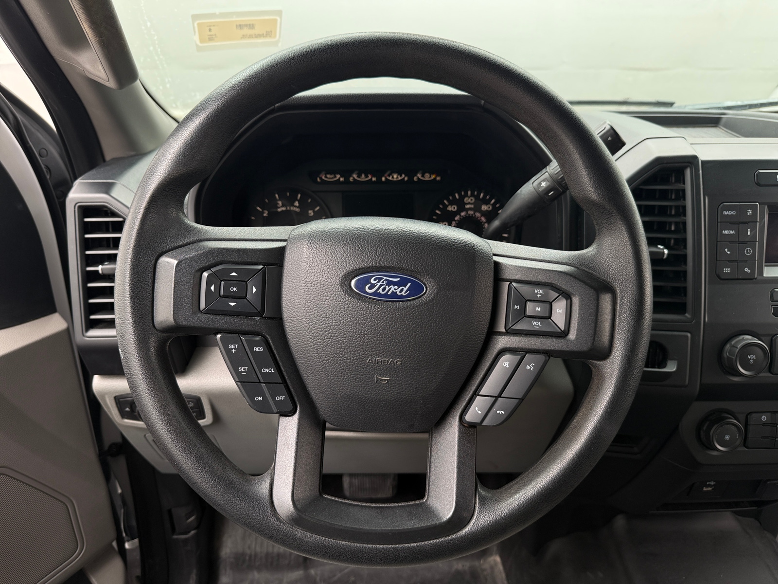 Thumbnail: 2020 Ford Econoline - 5