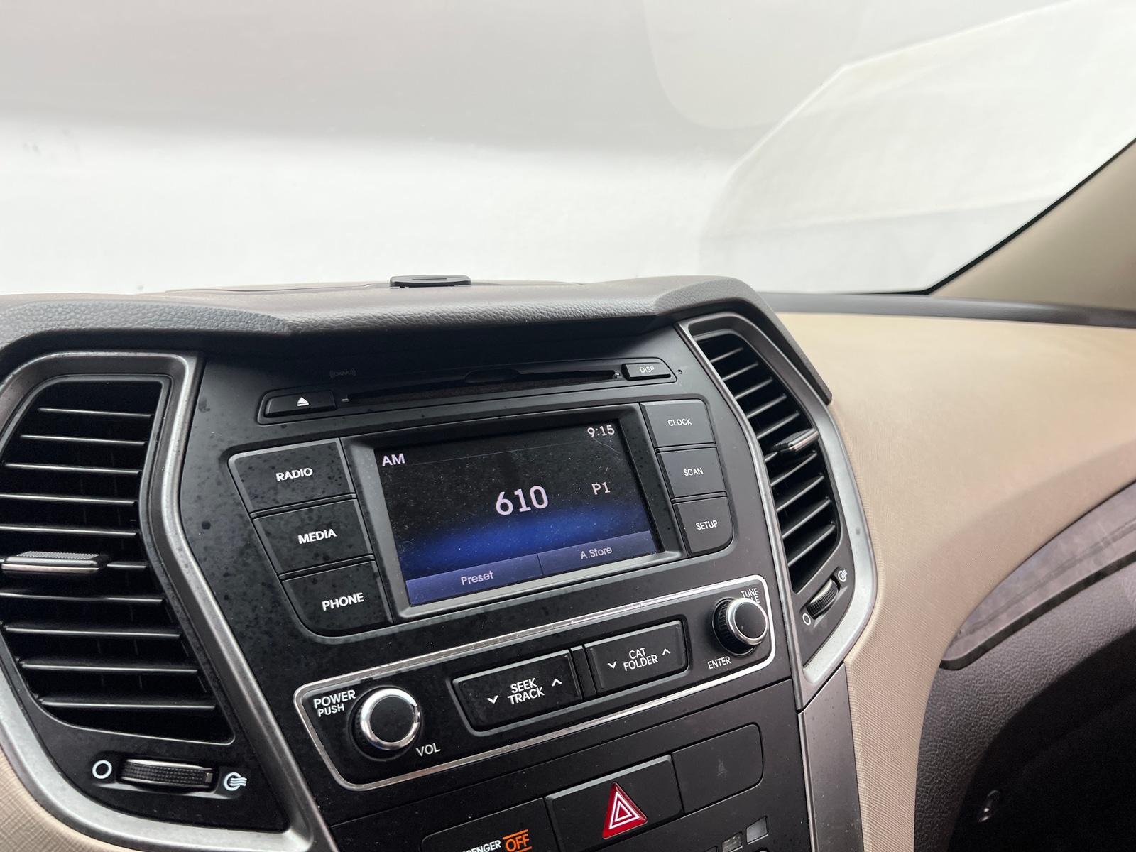 Thumbnail: 2017 Hyundai Santa Fe - 4