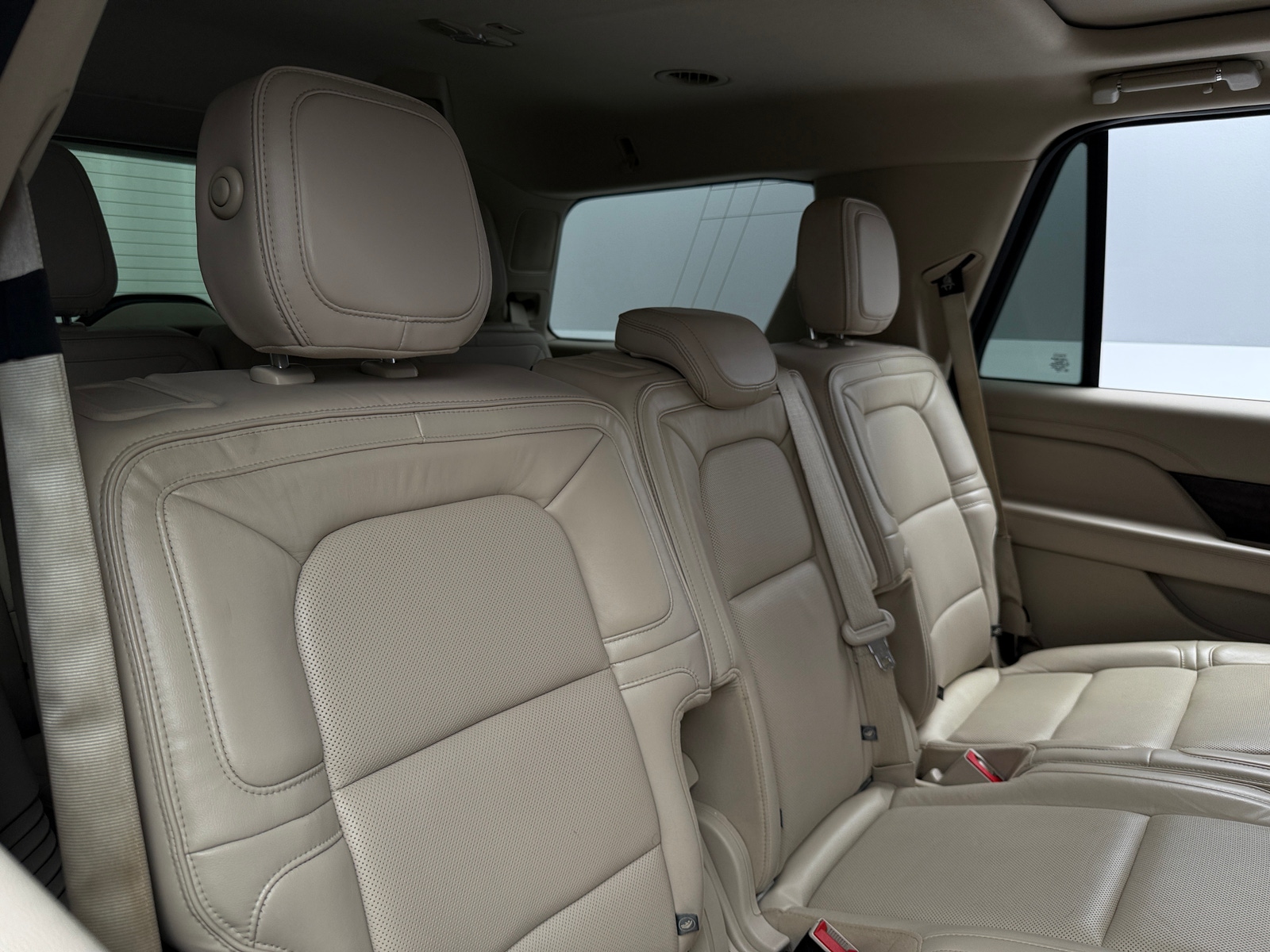 Thumbnail: 2019 Lincoln Navigator - 5