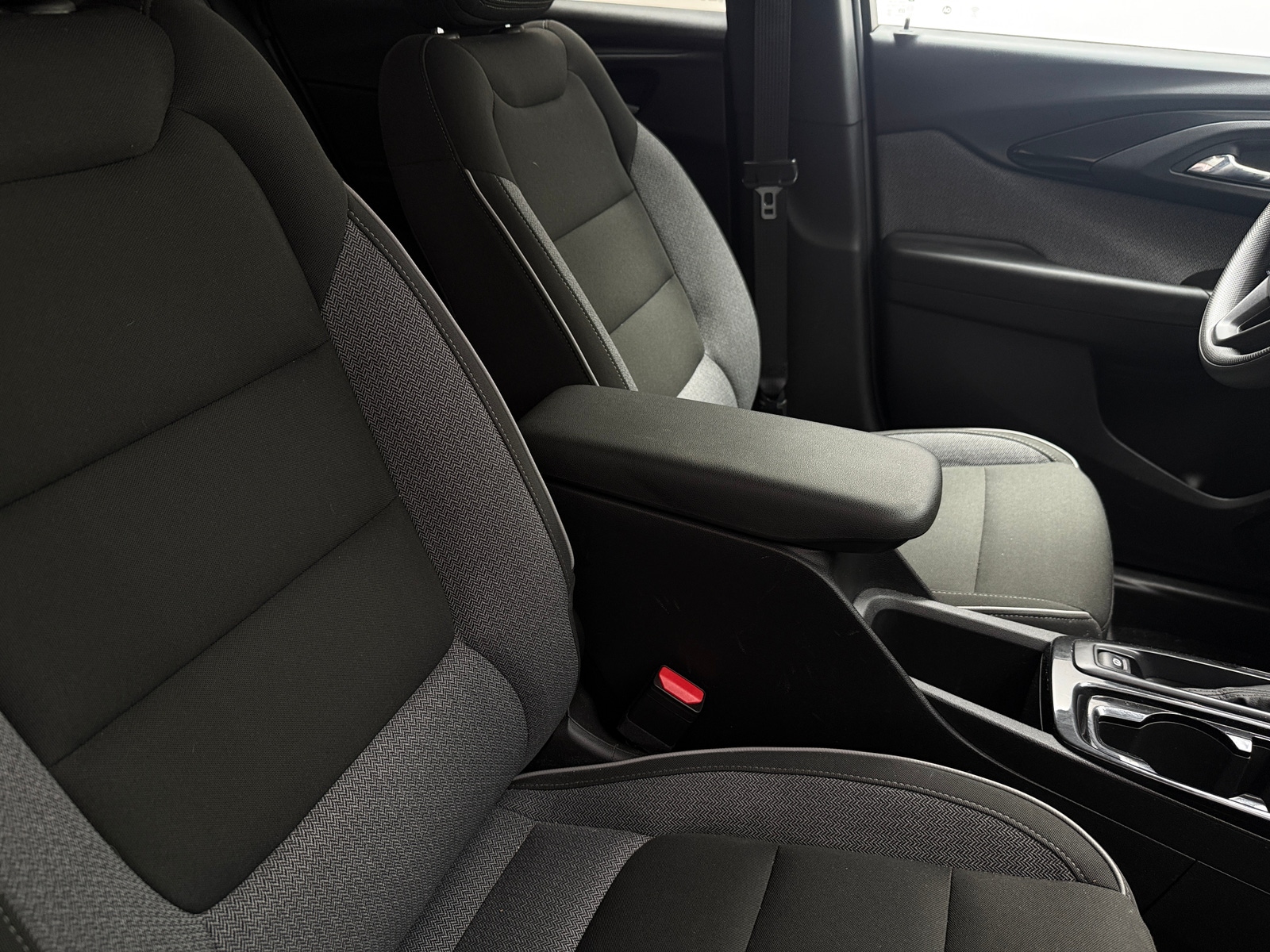 Thumbnail: 2021 Chevrolet TrailBlazer - 2