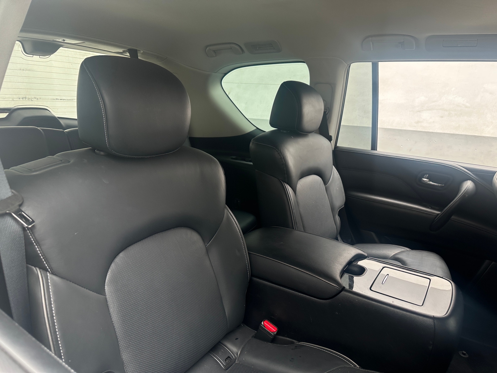 Thumbnail: 2022 INFINITI QX80 - 5