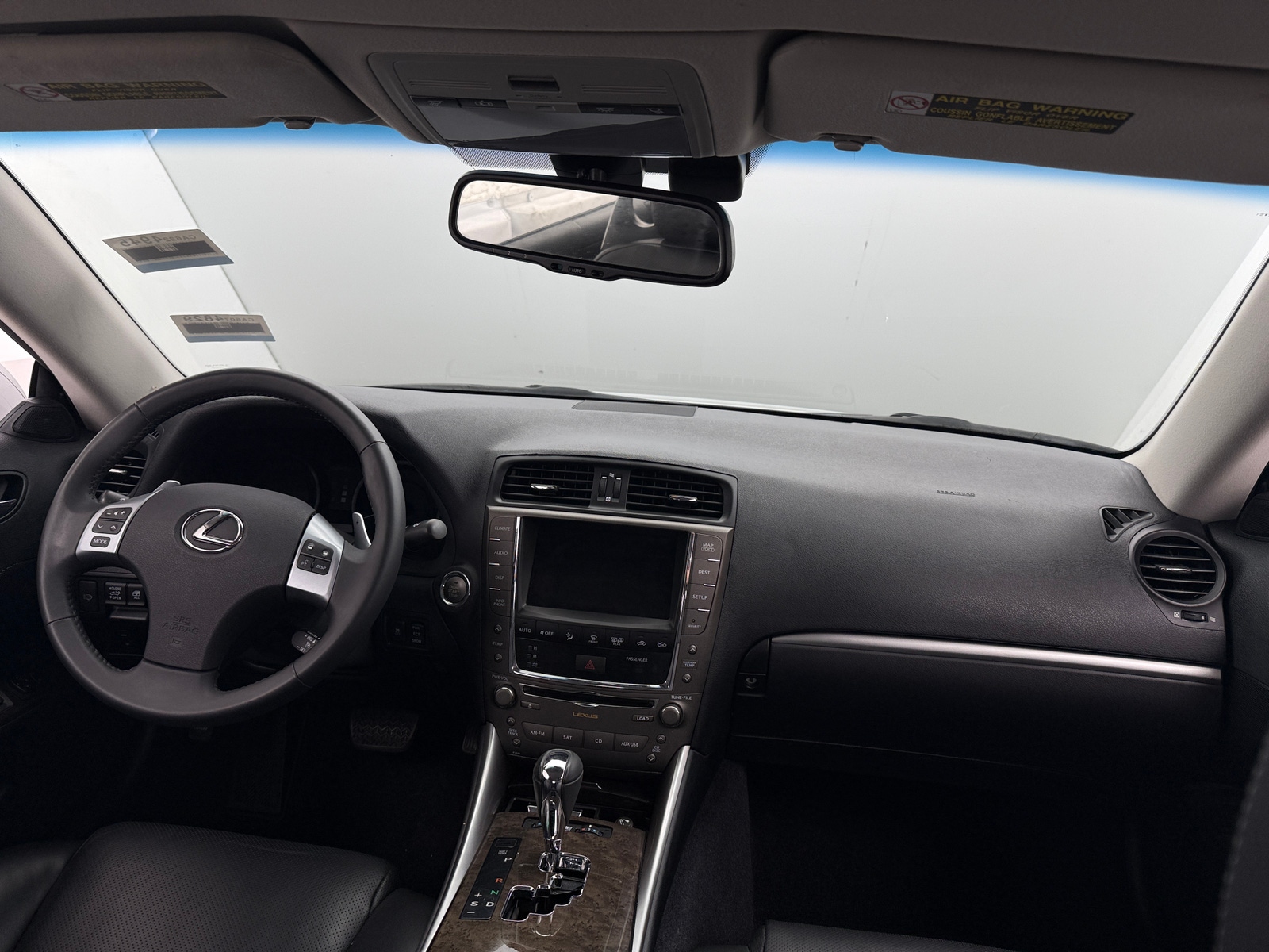 Thumbnail: 2011 Lexus IS - 2