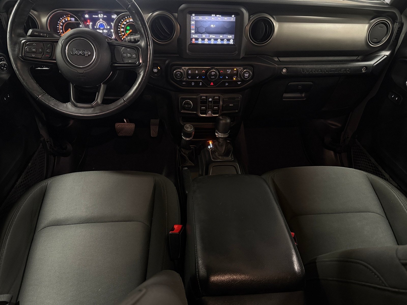 Thumbnail: 2019 Jeep Wrangler - 3