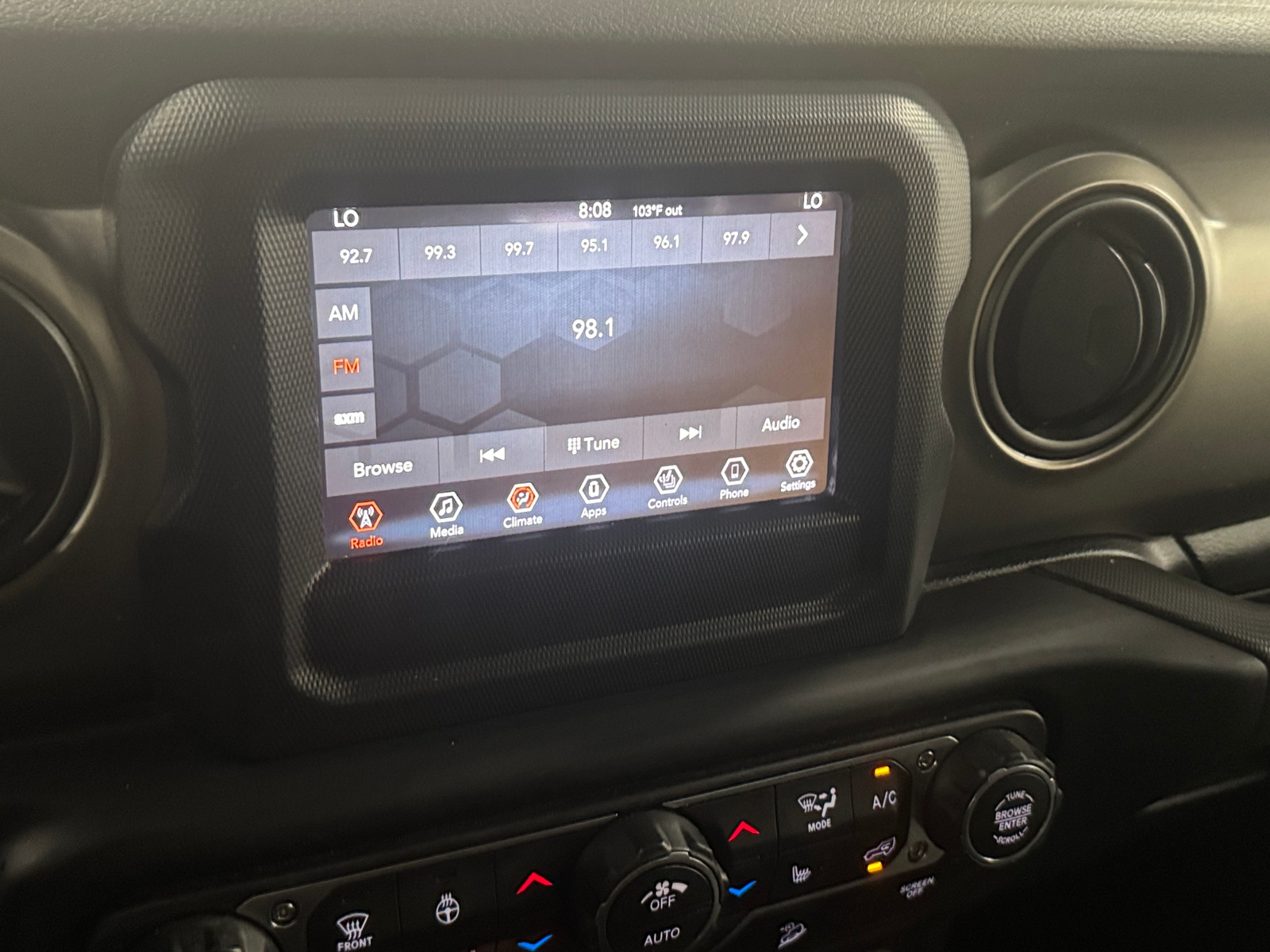 Thumbnail: 2019 Jeep Wrangler - 4
